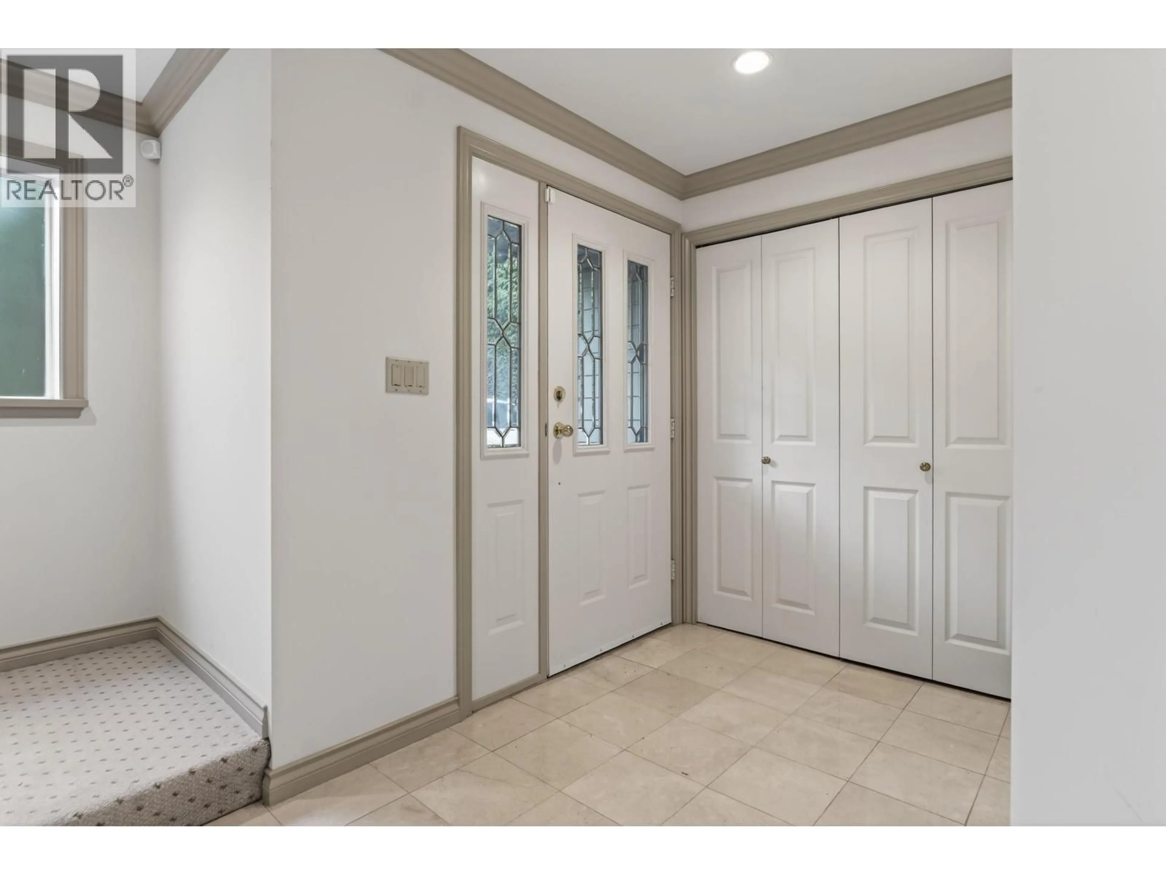 Unknown for 6440 NADINE CRESCENT, Richmond British Columbia V7C2T6