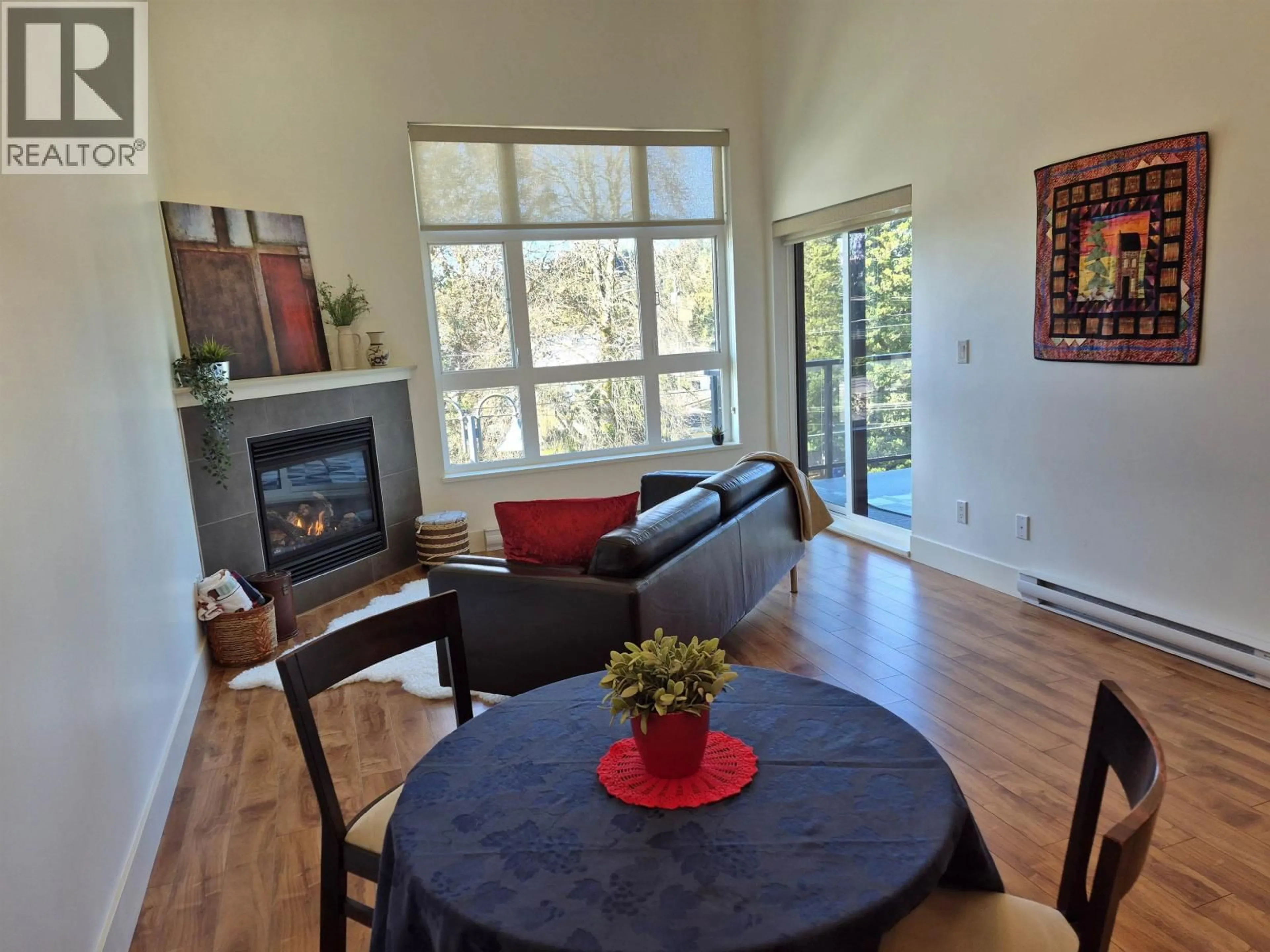 Unknown for 306 - 5682 WHARF AVENUE, Sechelt British Columbia V7Z0J3