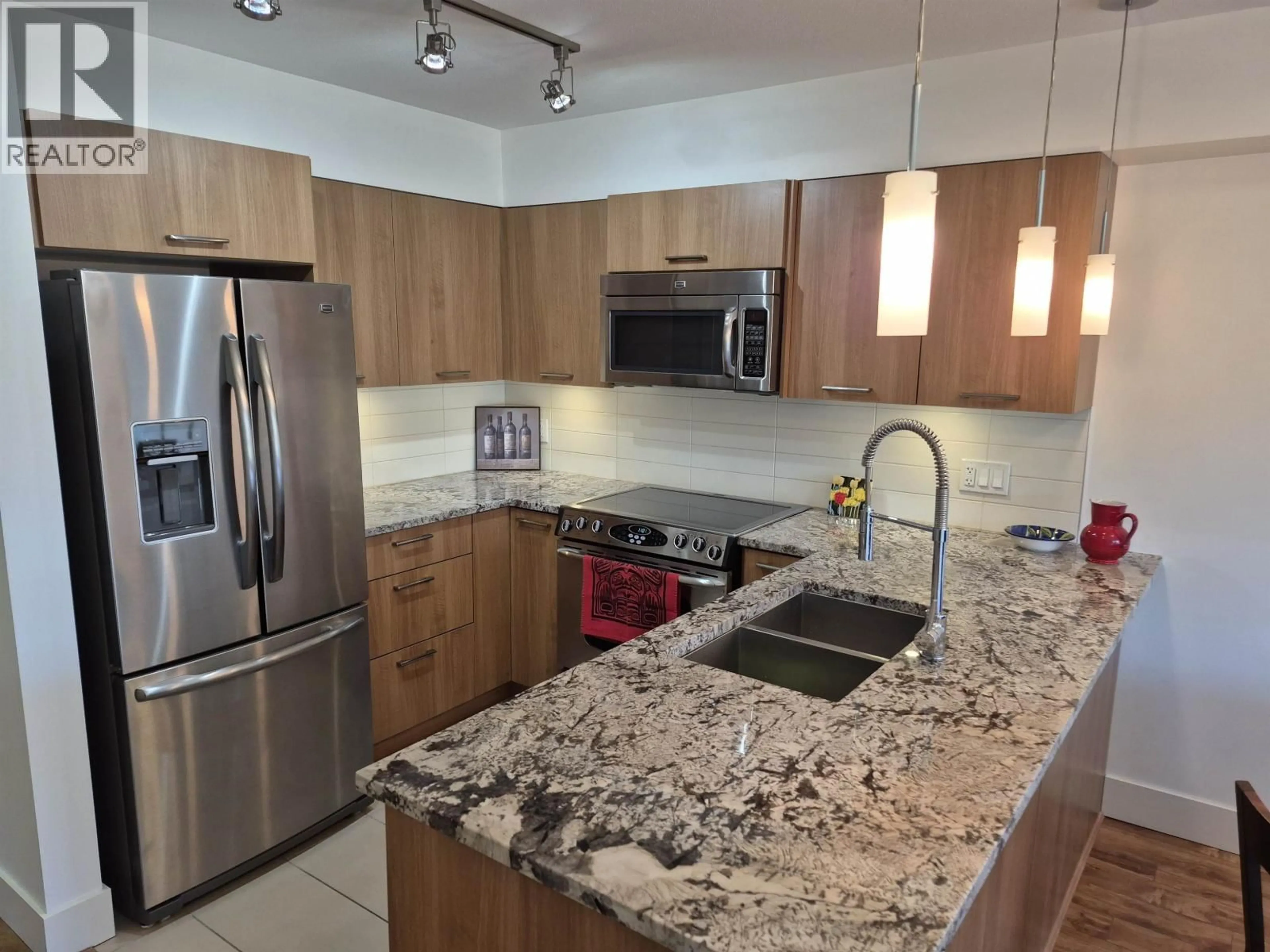 Unknown for 306 - 5682 WHARF AVENUE, Sechelt British Columbia V7Z0J3