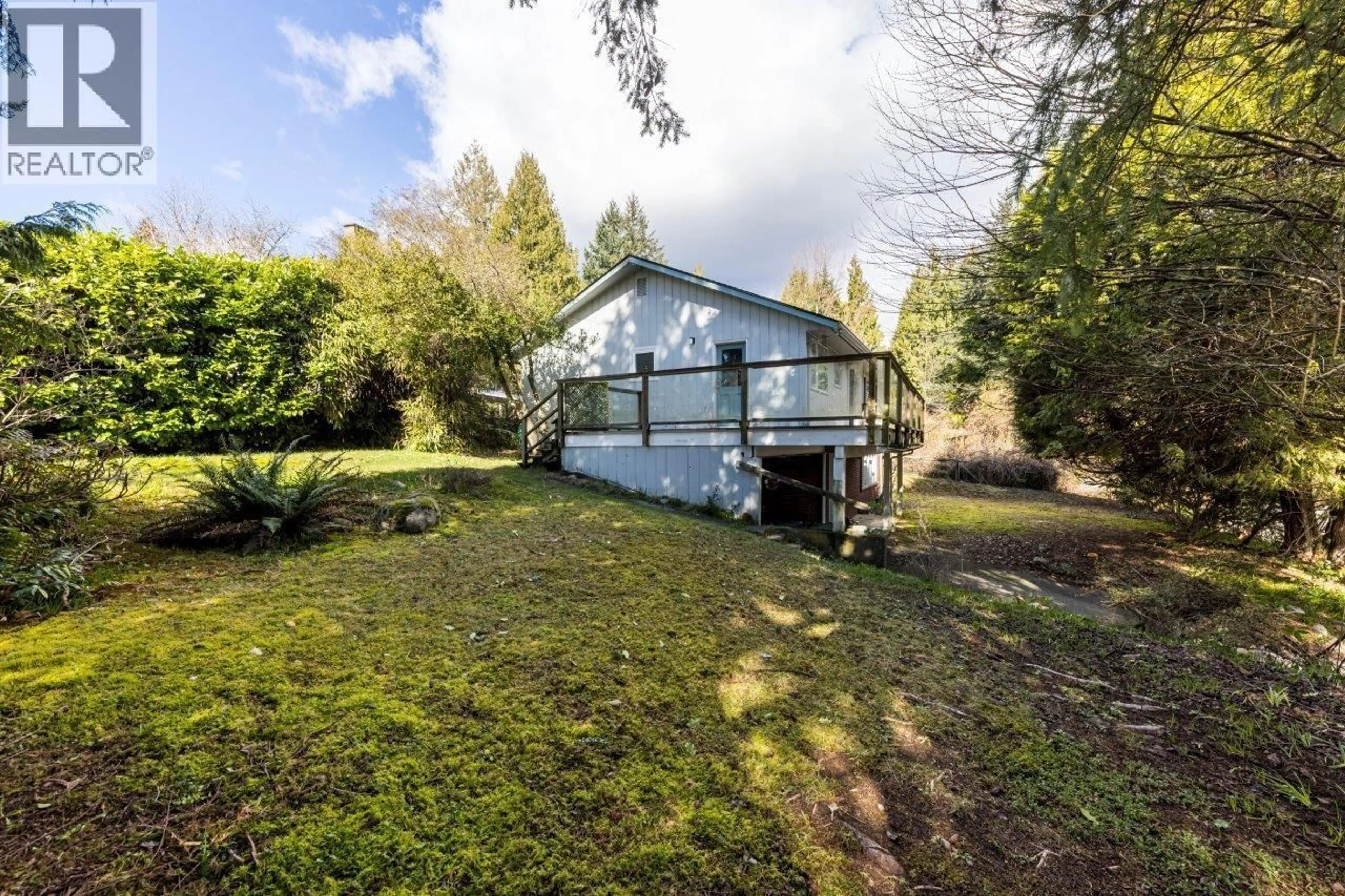 Unknown for 981 FRIAR CRESCENT, North Vancouver British Columbia V7G1M8