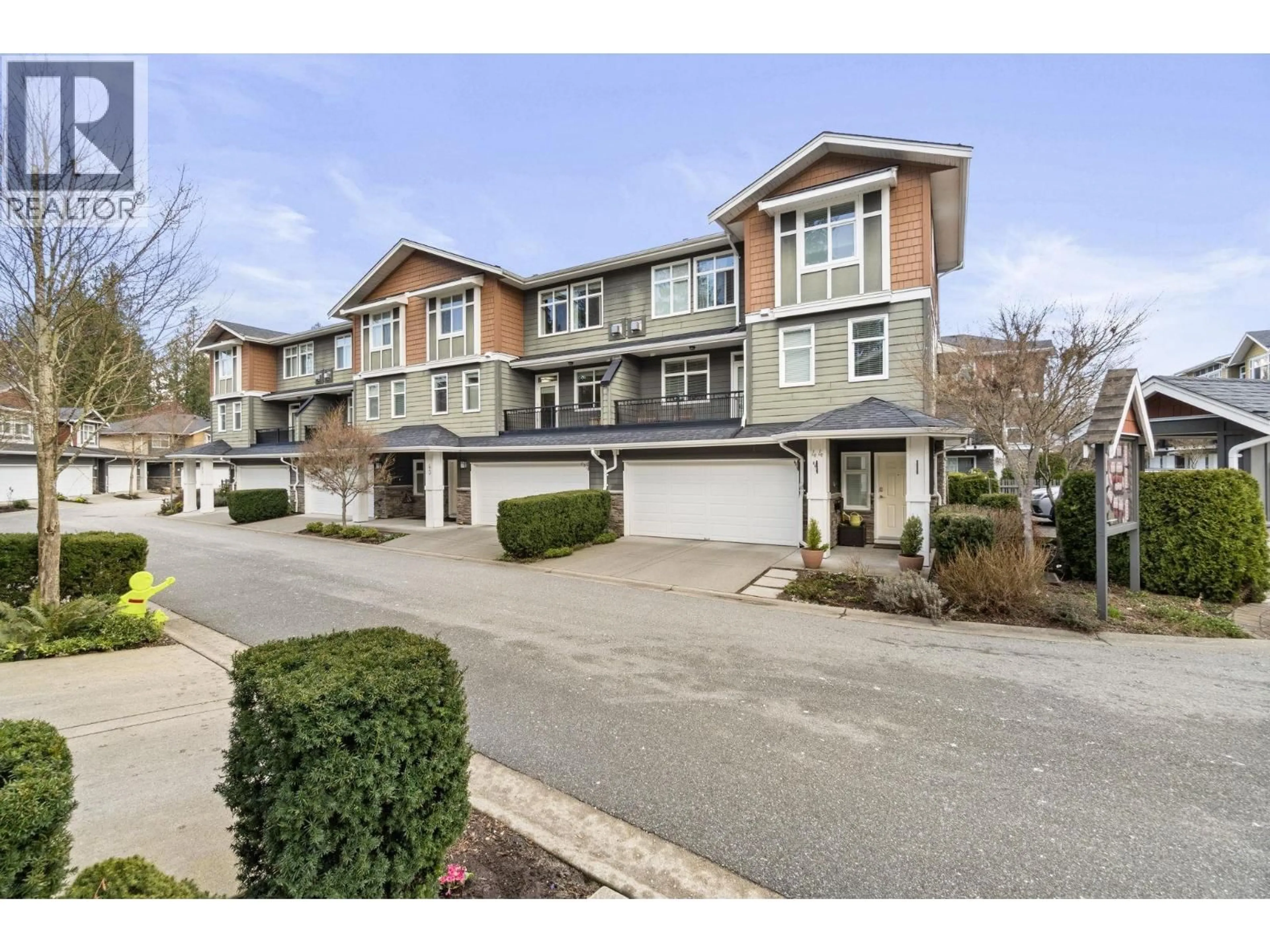 A pic from outside/outdoor area/front of a property/back of a property/a pic from drone, street for 43 - 11461 236 STREET, Maple Ridge British Columbia V2W0H6