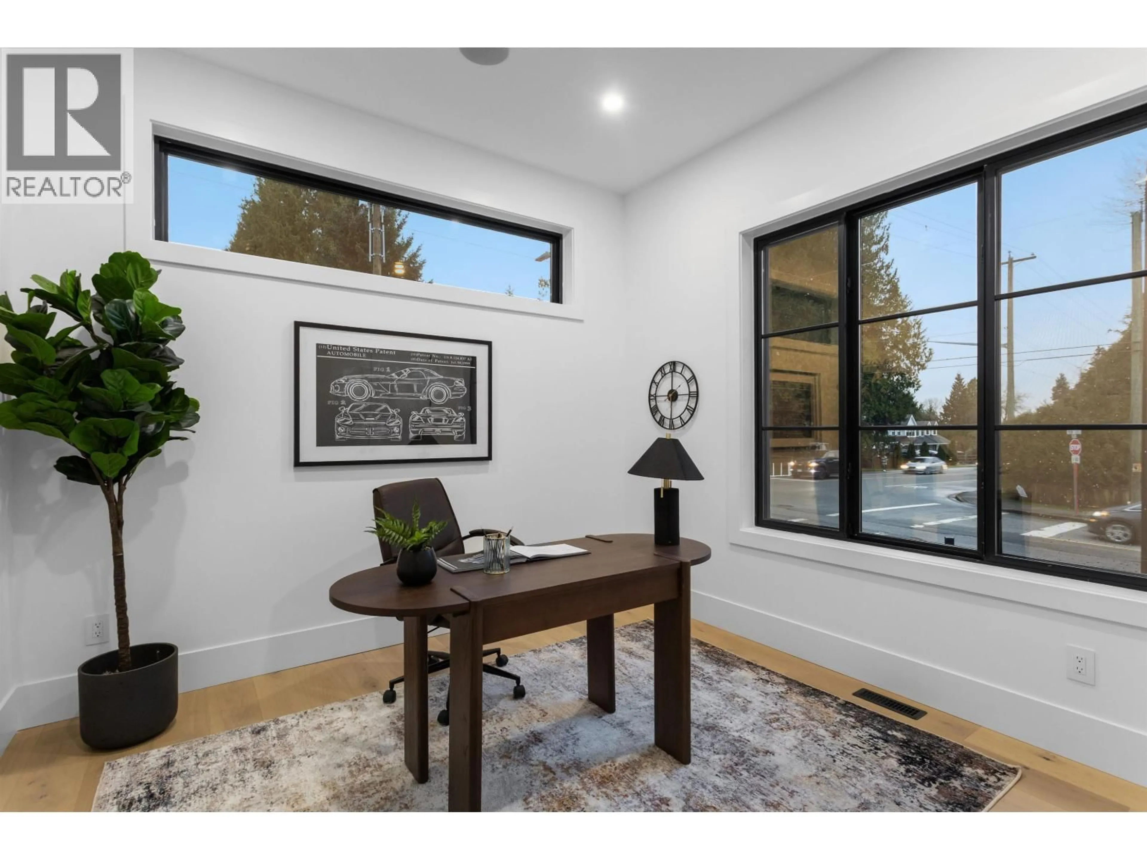 Indoor entryway for 21606 124 AVENUE, Maple Ridge British Columbia V2X5K3