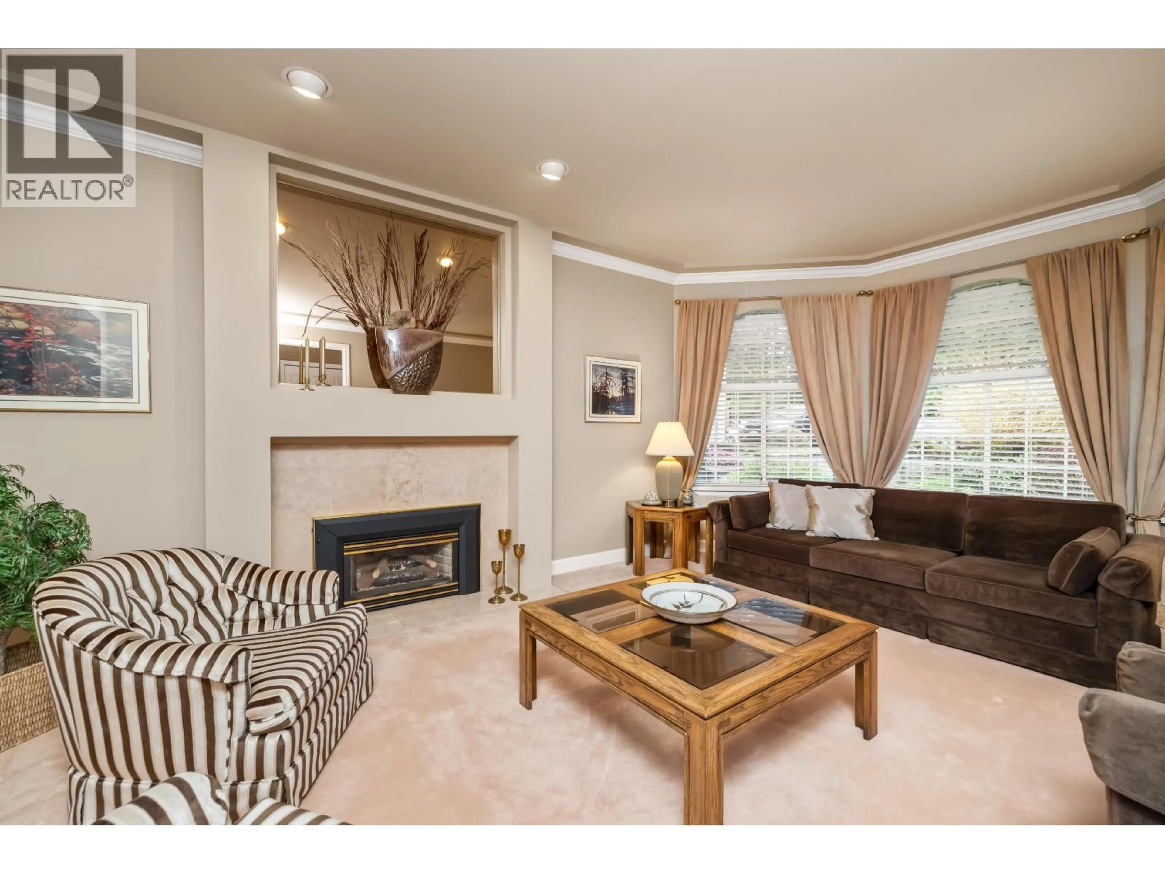 Living room with furniture, unknown for 412 BALFOUR DRIVE, Coquitlam British Columbia V3K6J7