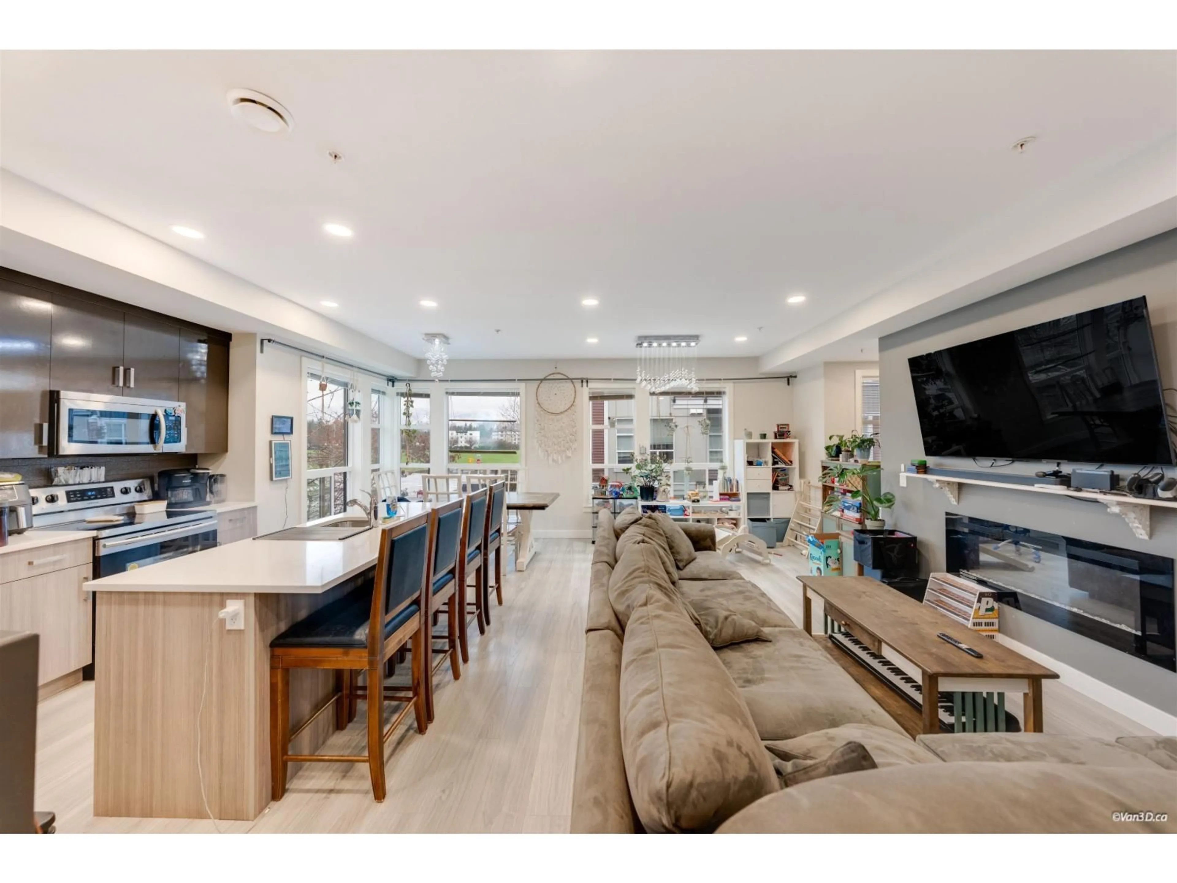 Open concept kitchen, unknown for 15 - 8466 MIDTOWN WAY, Chilliwack British Columbia V2P0G8