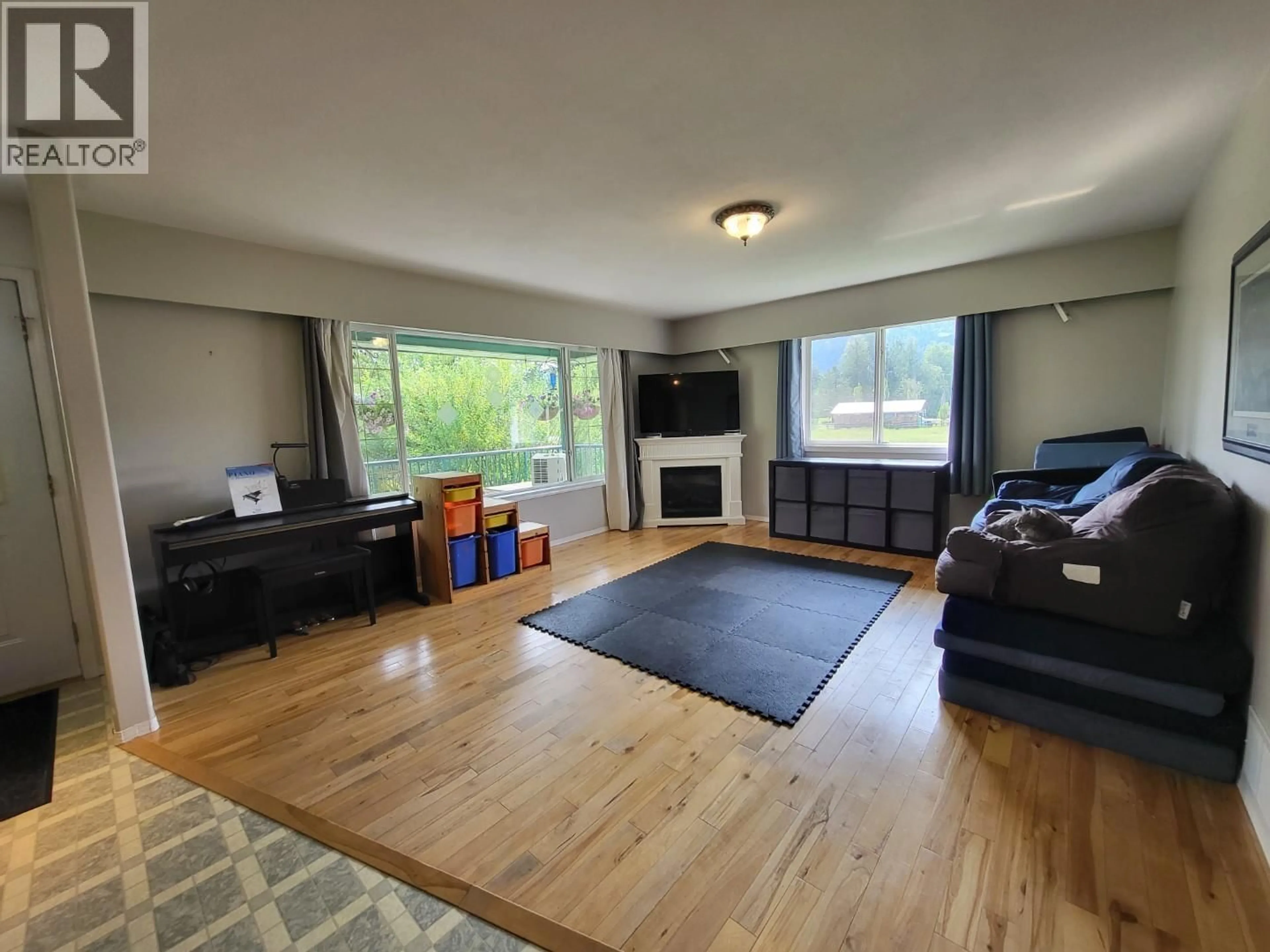 A pic of a room for 2301 KERSLEY-DALE LANDING ROAD, Quesnel British Columbia V2J6L7