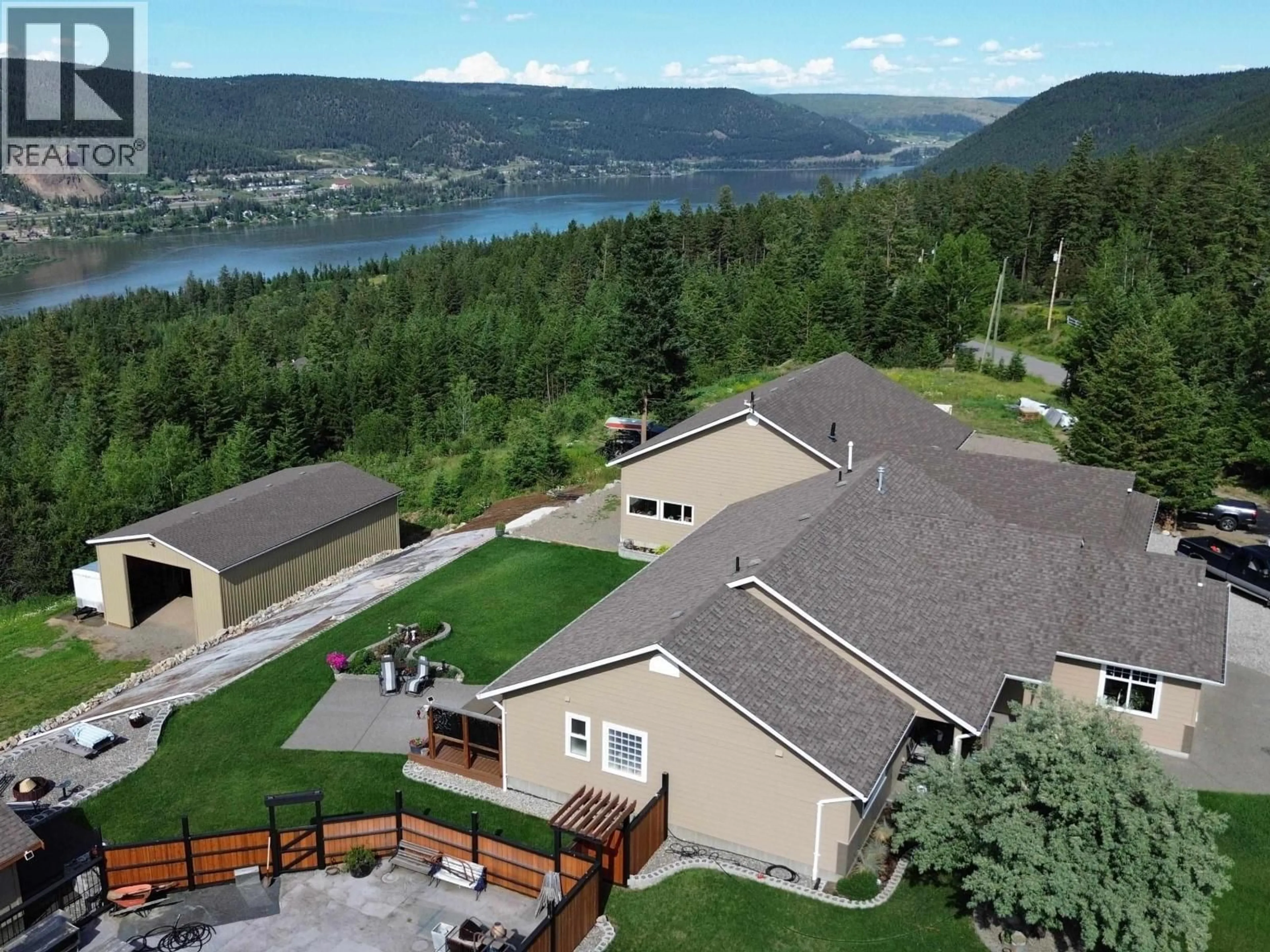 A pic from outside/outdoor area/front of a property/back of a property/a pic from drone, water/lake/river/ocean view for 506 TAMARACK ROAD, Esler / Dog Creek British Columbia V2G4J2
