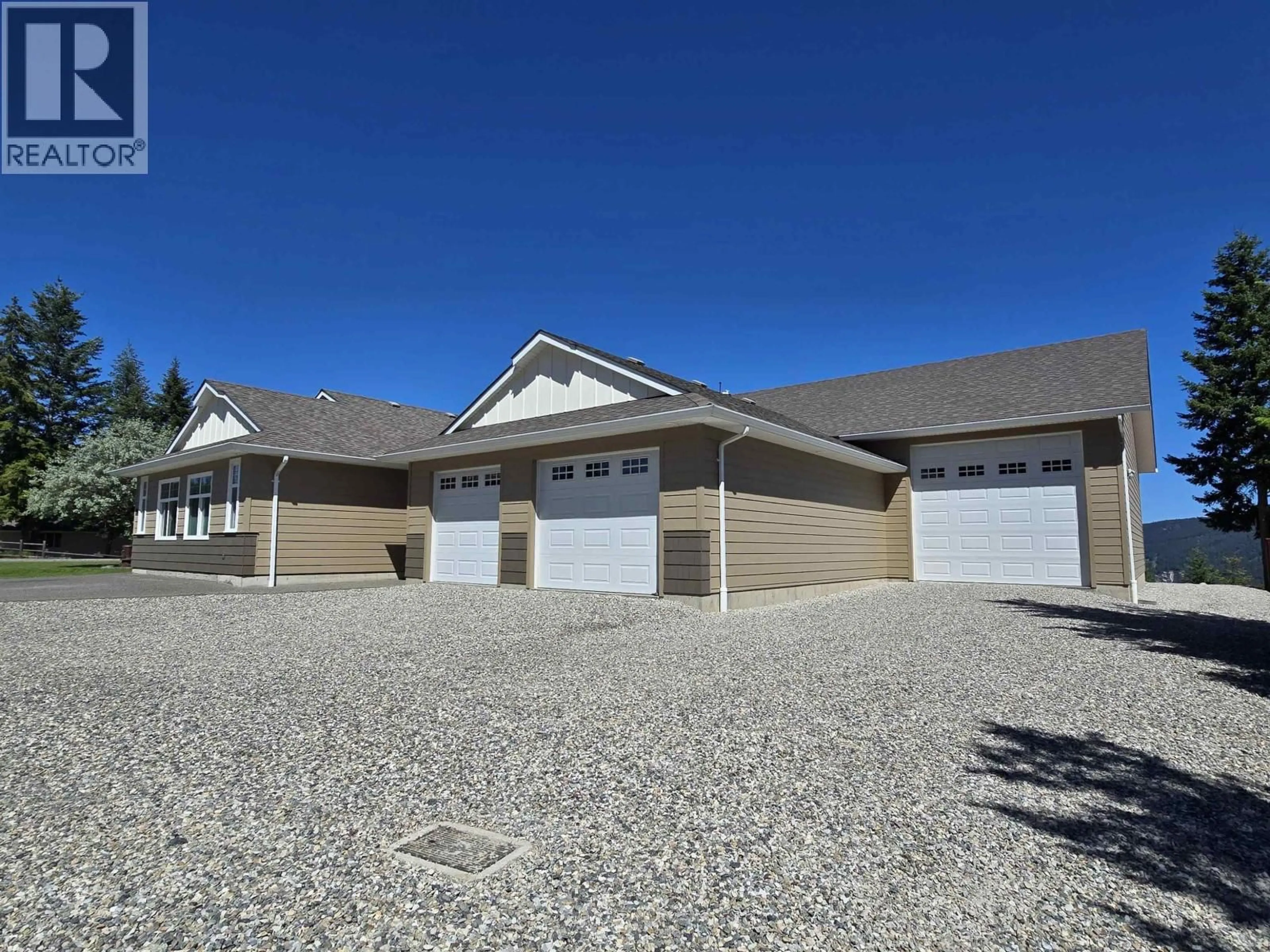 Indoor garage for 506 TAMARACK ROAD, Esler / Dog Creek British Columbia V2G4J2