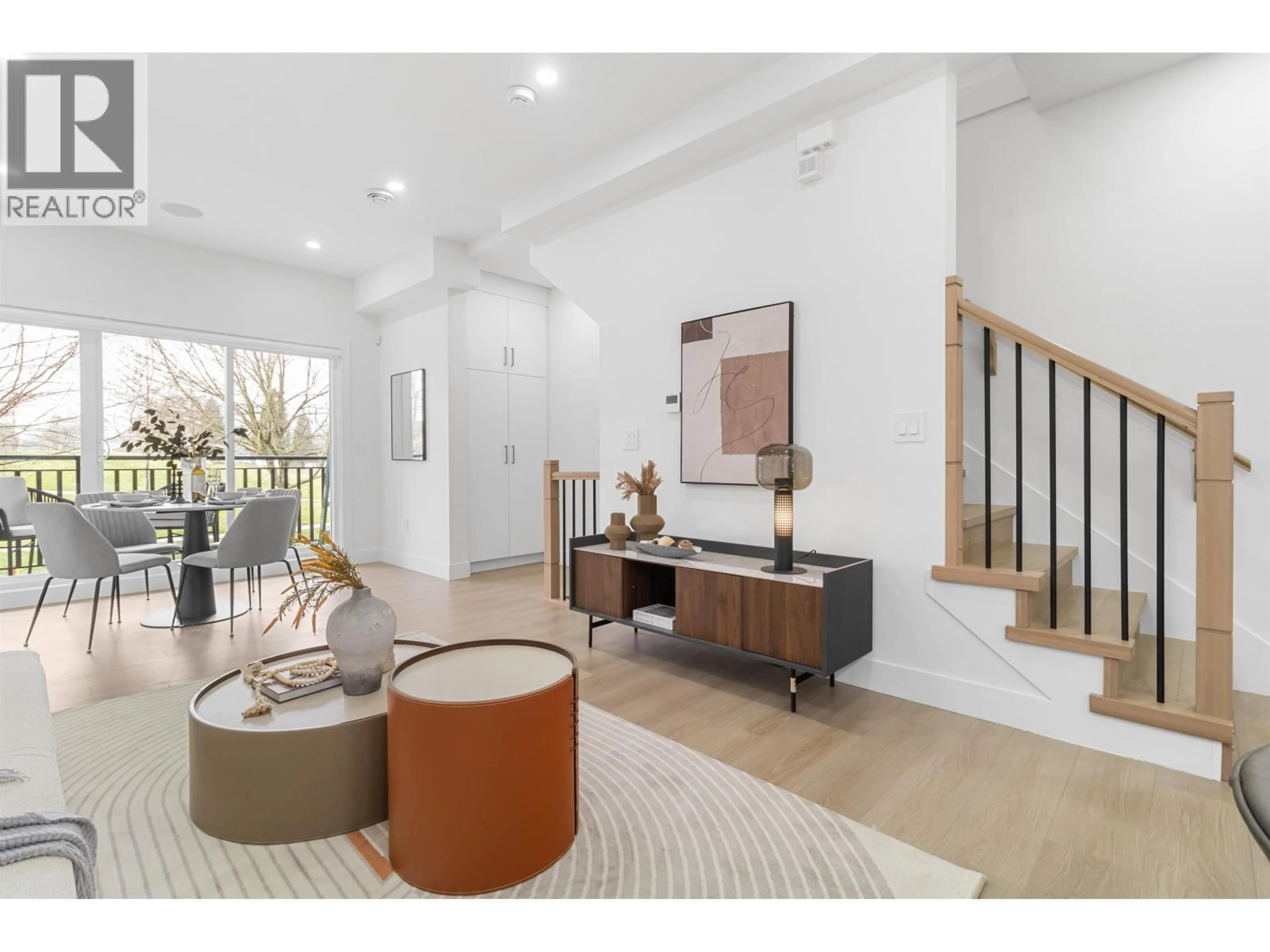 Unknown for 2 - 22551 WESTMINSTER HIGHWAY, Richmond British Columbia V6V1B6