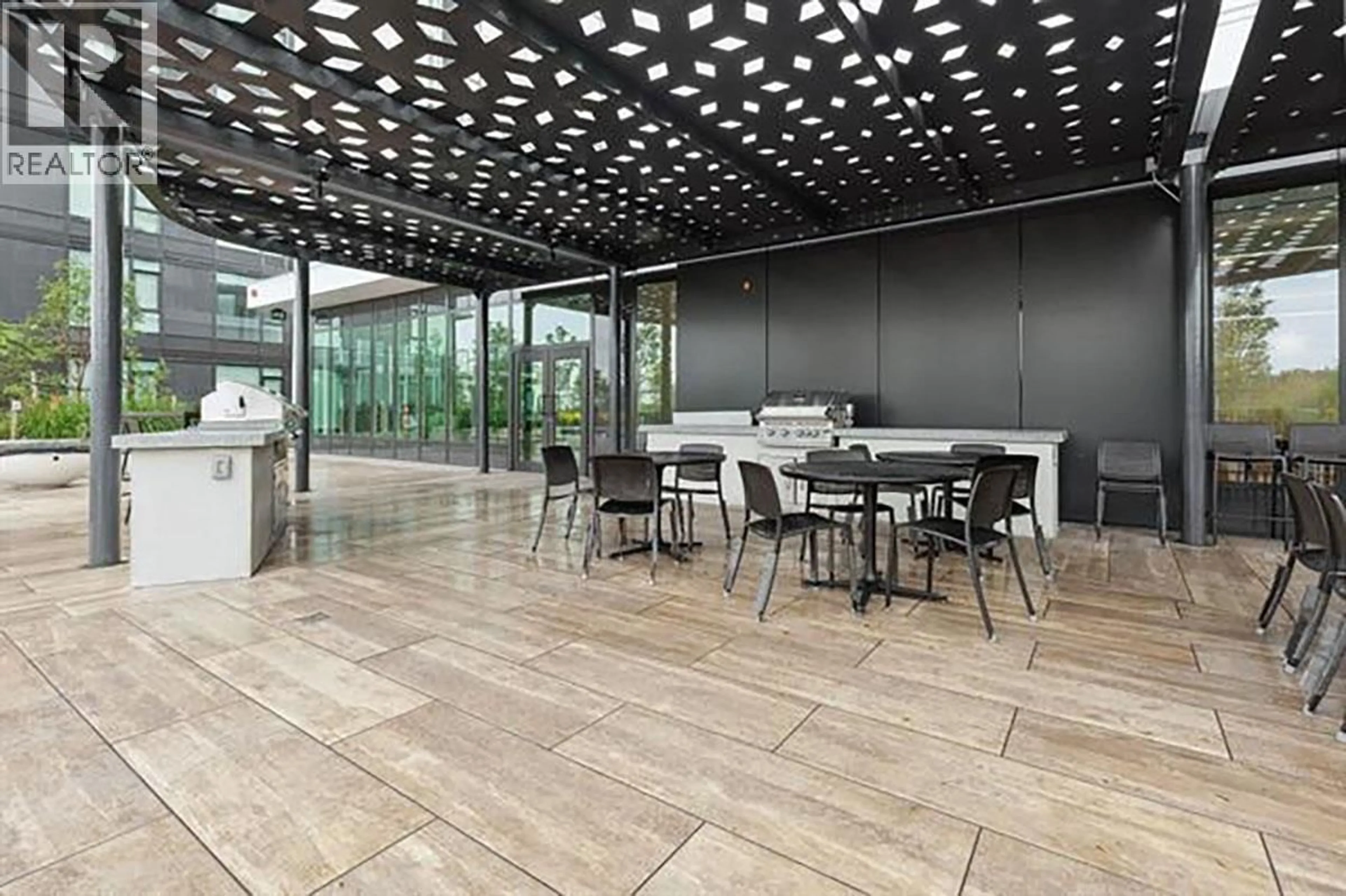 Patio, street for 1009 - 308 ALDERSON AVENUE, Coquitlam British Columbia V3K0J2