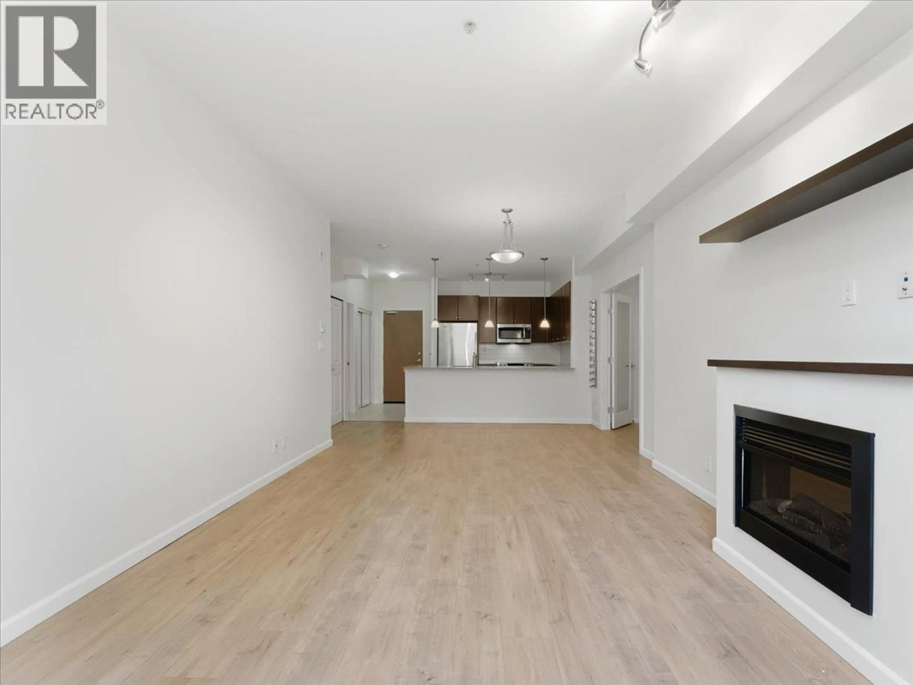 A pic of a room for 101 - 275 ROSS DRIVE, New Westminster British Columbia V3L0B6