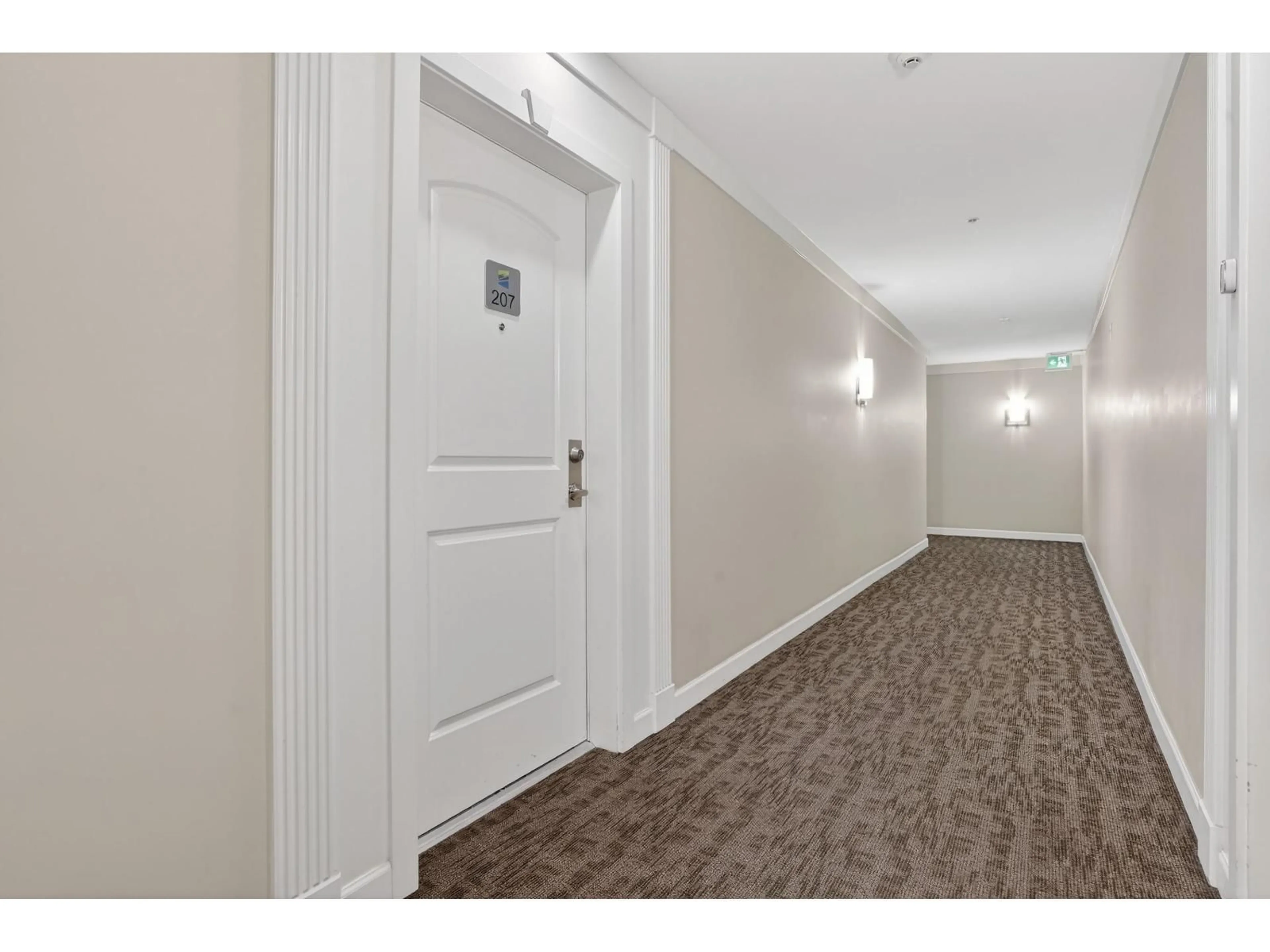 Indoor foyer for 207 - 8067 207 STREET, Langley British Columbia V2Y0N9