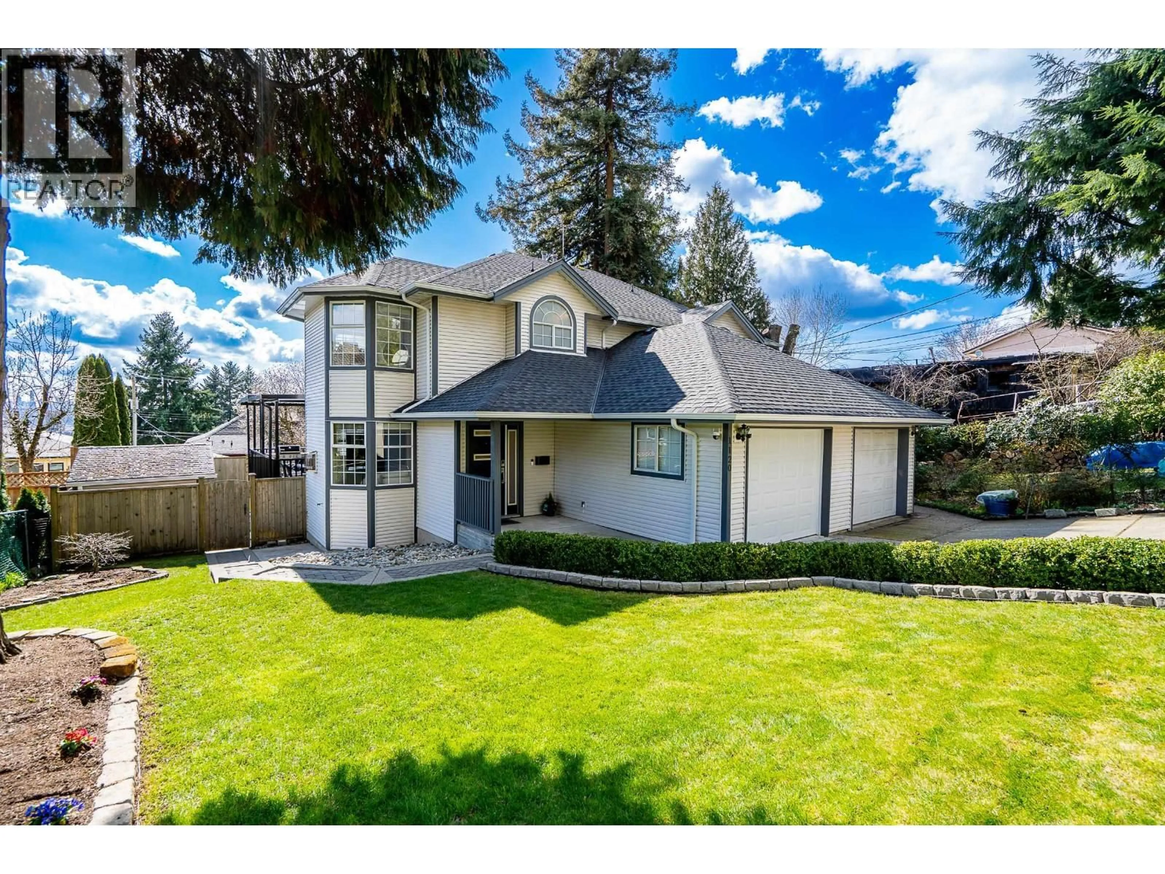 Home with vinyl exterior material, street for 1120 HACHEY AVENUE, Coquitlam British Columbia V3K2H4