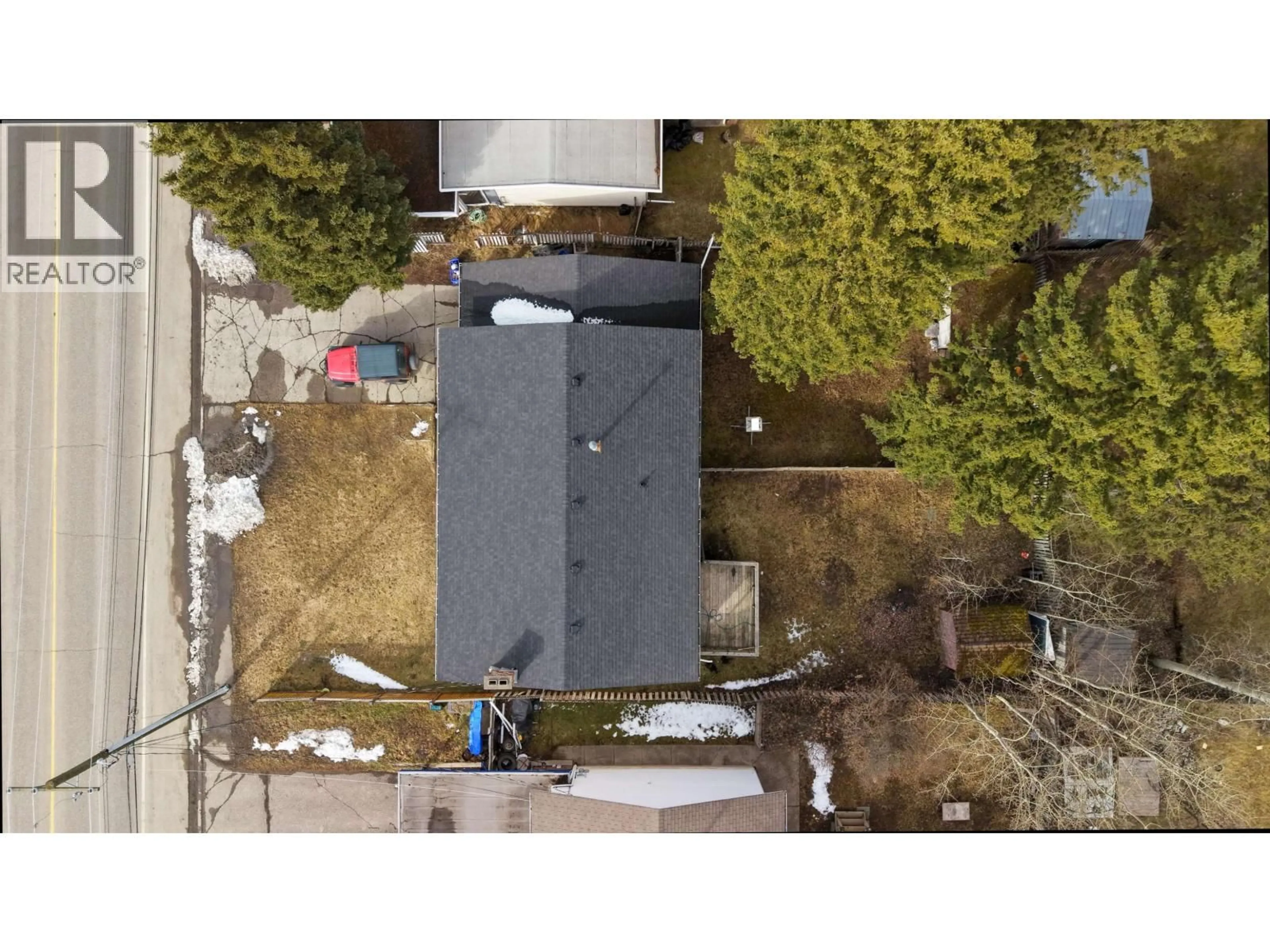 A pic from outside/outdoor area/front of a property/back of a property/a pic from drone, street for 2764 UPLAND STREET, Prince George British Columbia V2L4Y1