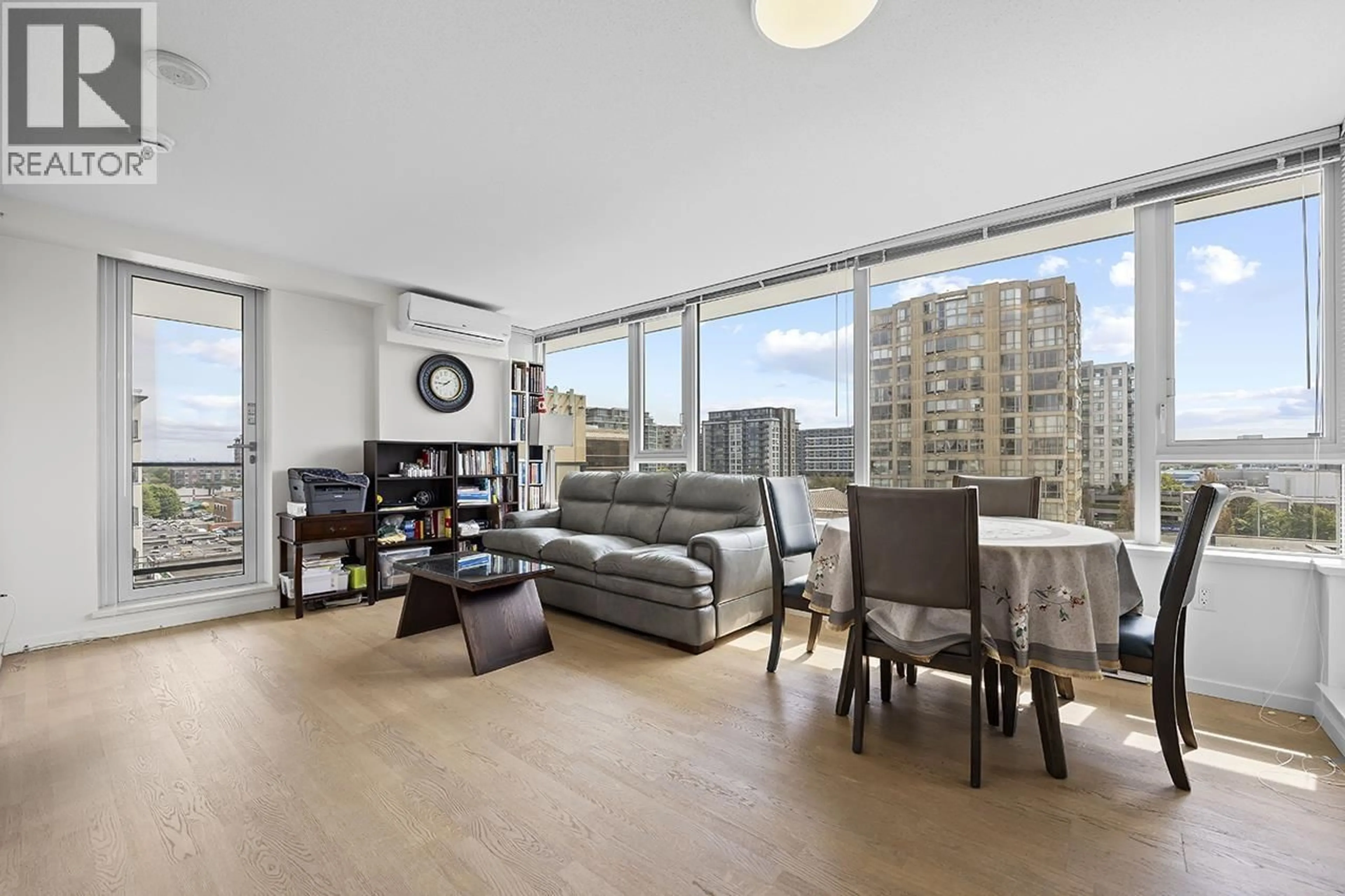 Living room with furniture, unknown for 1005 - 7979 FIRBRIDGE WAY, Richmond British Columbia V6X0K7