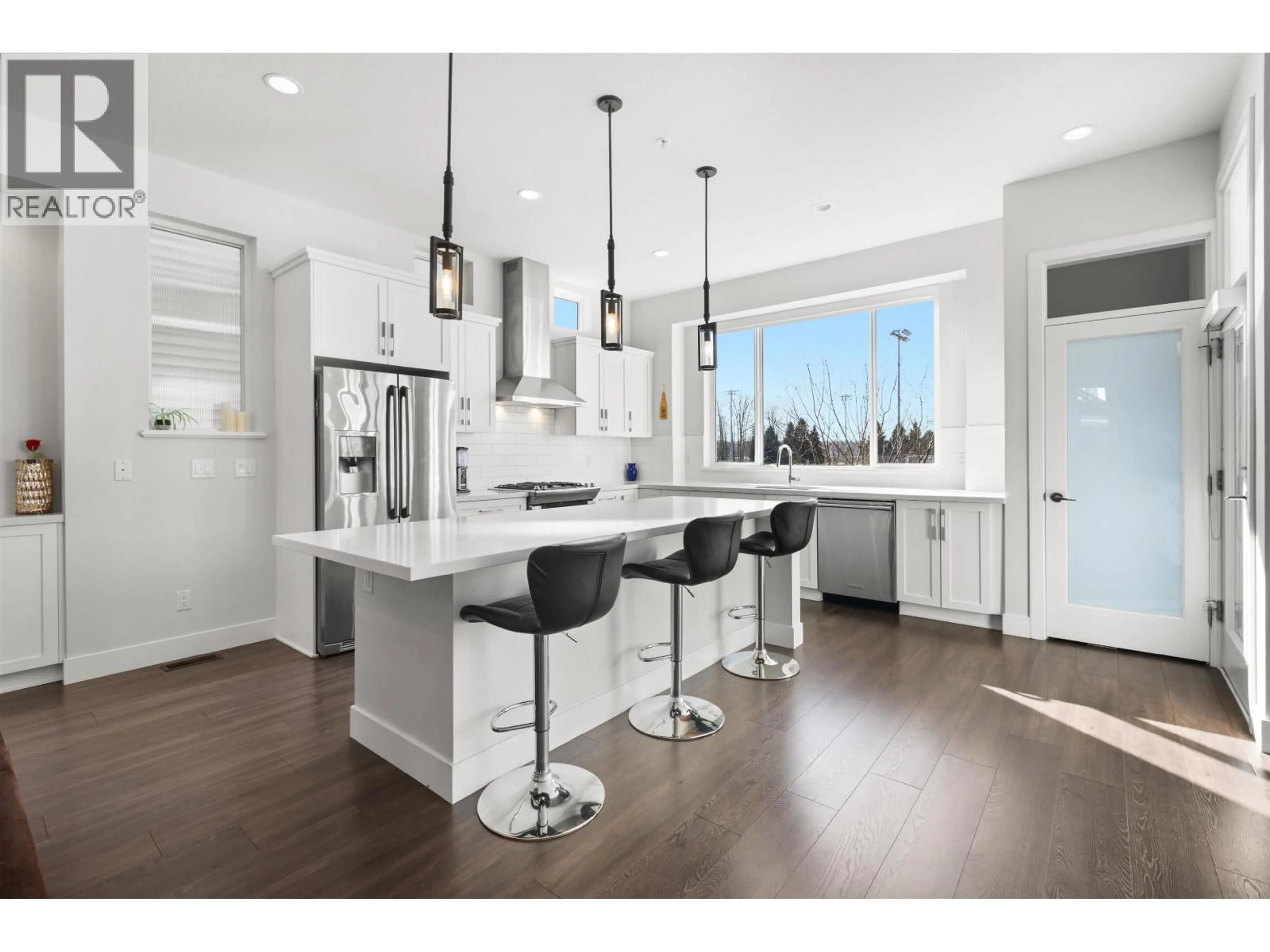 Open concept kitchen, unknown for 10279 238A STREET, Maple Ridge British Columbia V2W1G3