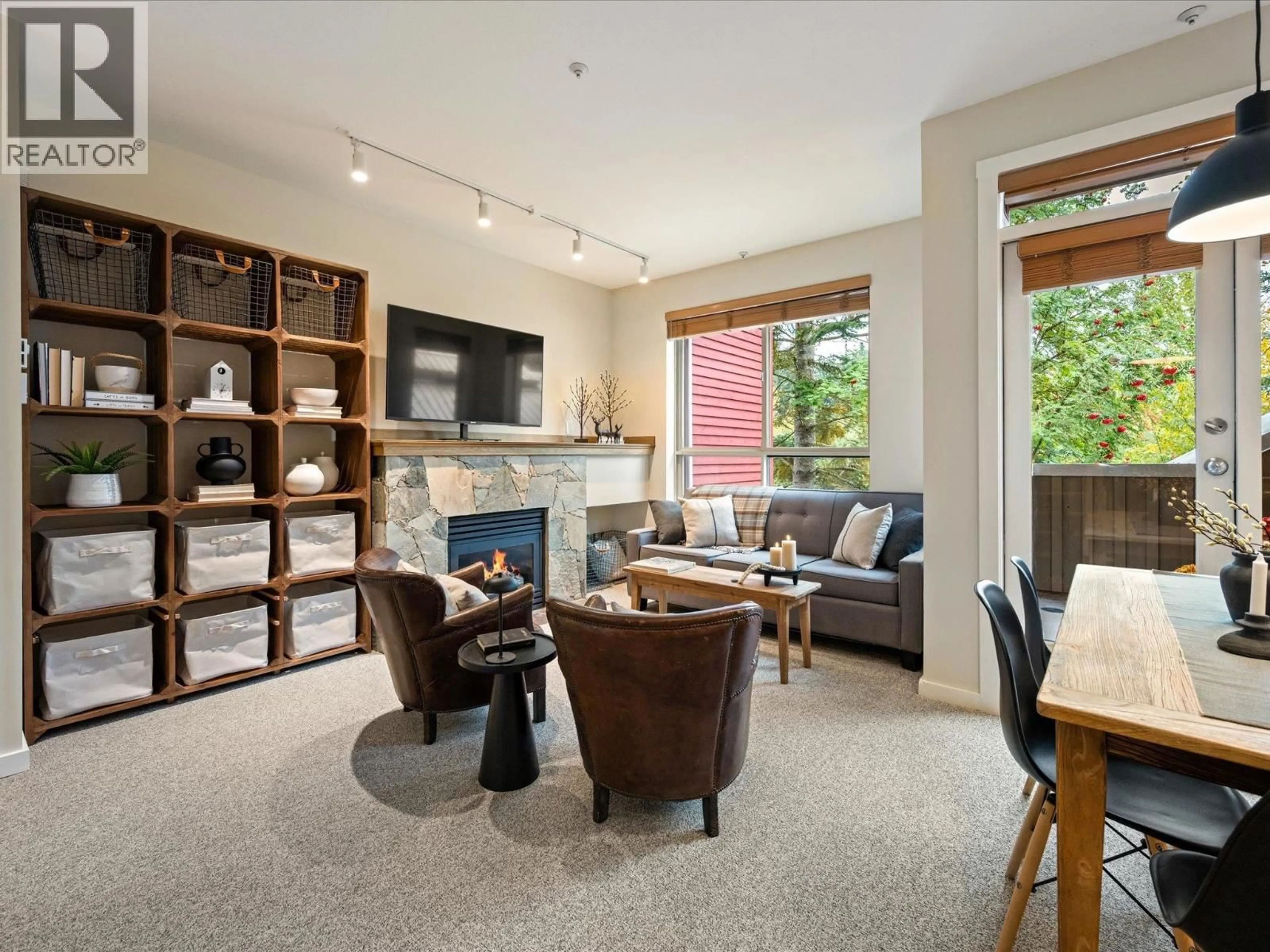 Living room with furniture, unknown for 16 - 4385 NORTHLANDS BOULEVARD, Whistler British Columbia V8E1C5