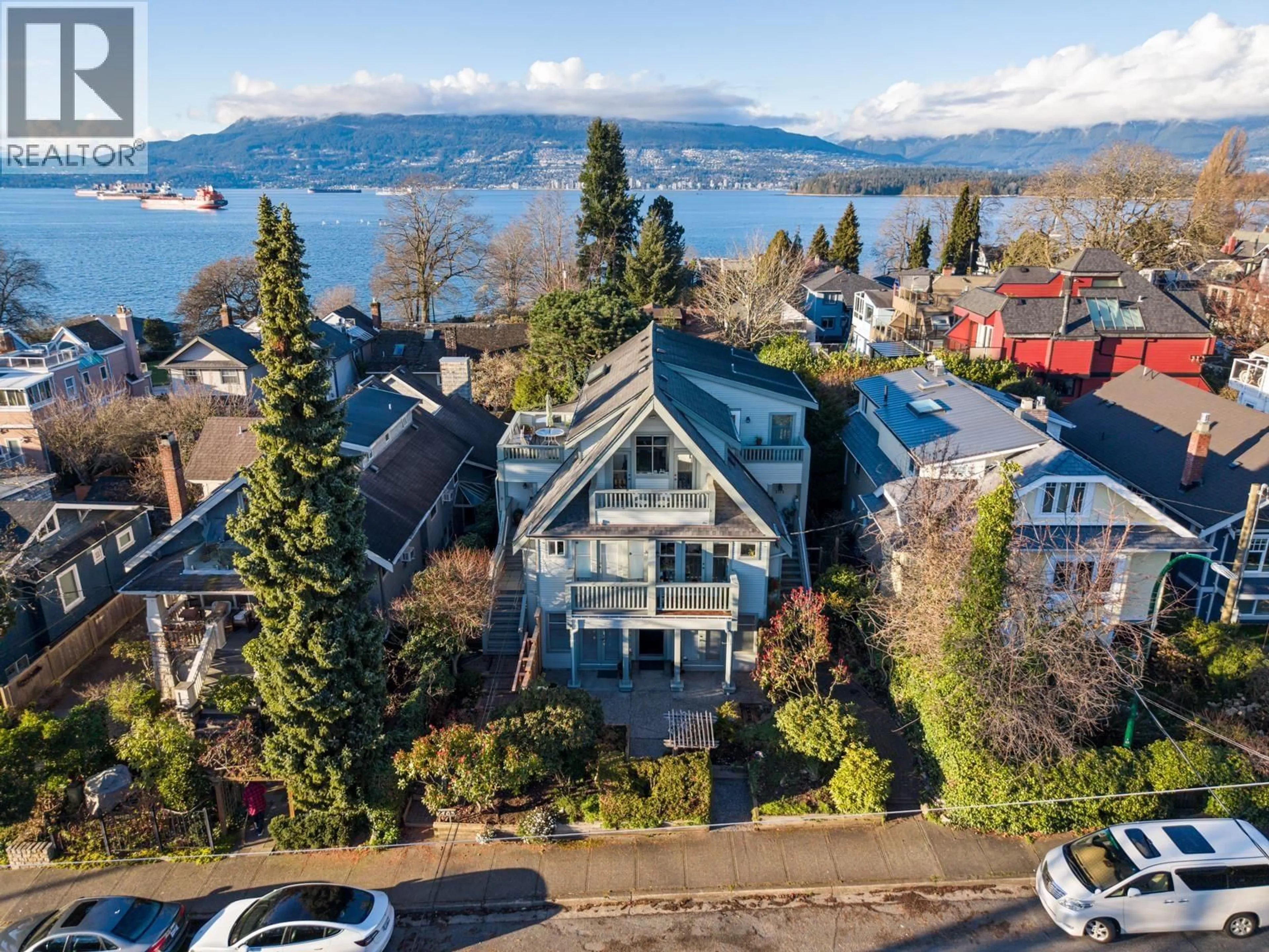 A pic from outside/outdoor area/front of a property/back of a property/a pic from drone, water/lake/river/ocean view for 2723 1ST AVENUE, Vancouver British Columbia V6K1H2