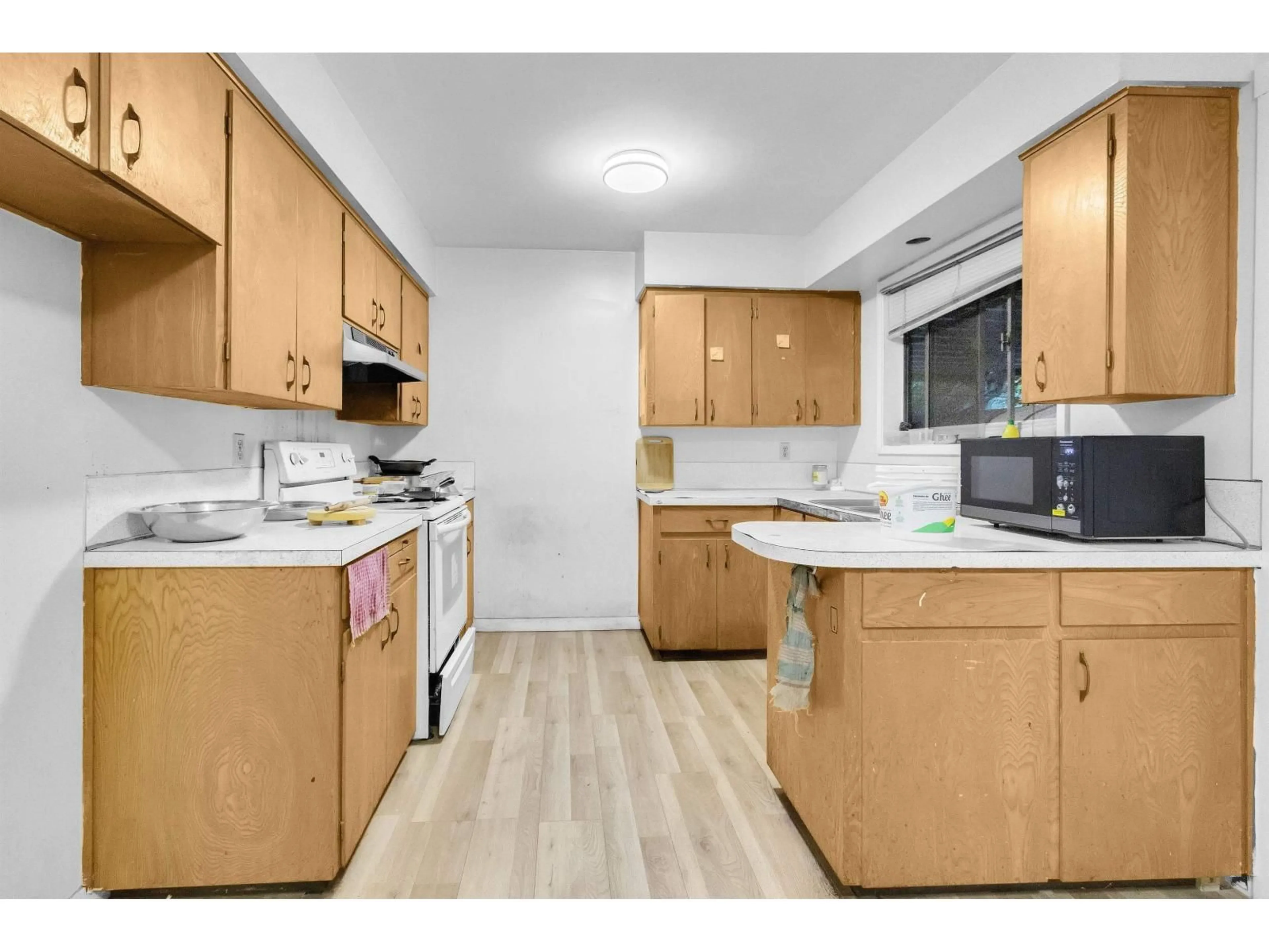 Unknown for 9892 130 STREET, Surrey British Columbia V3T3L4