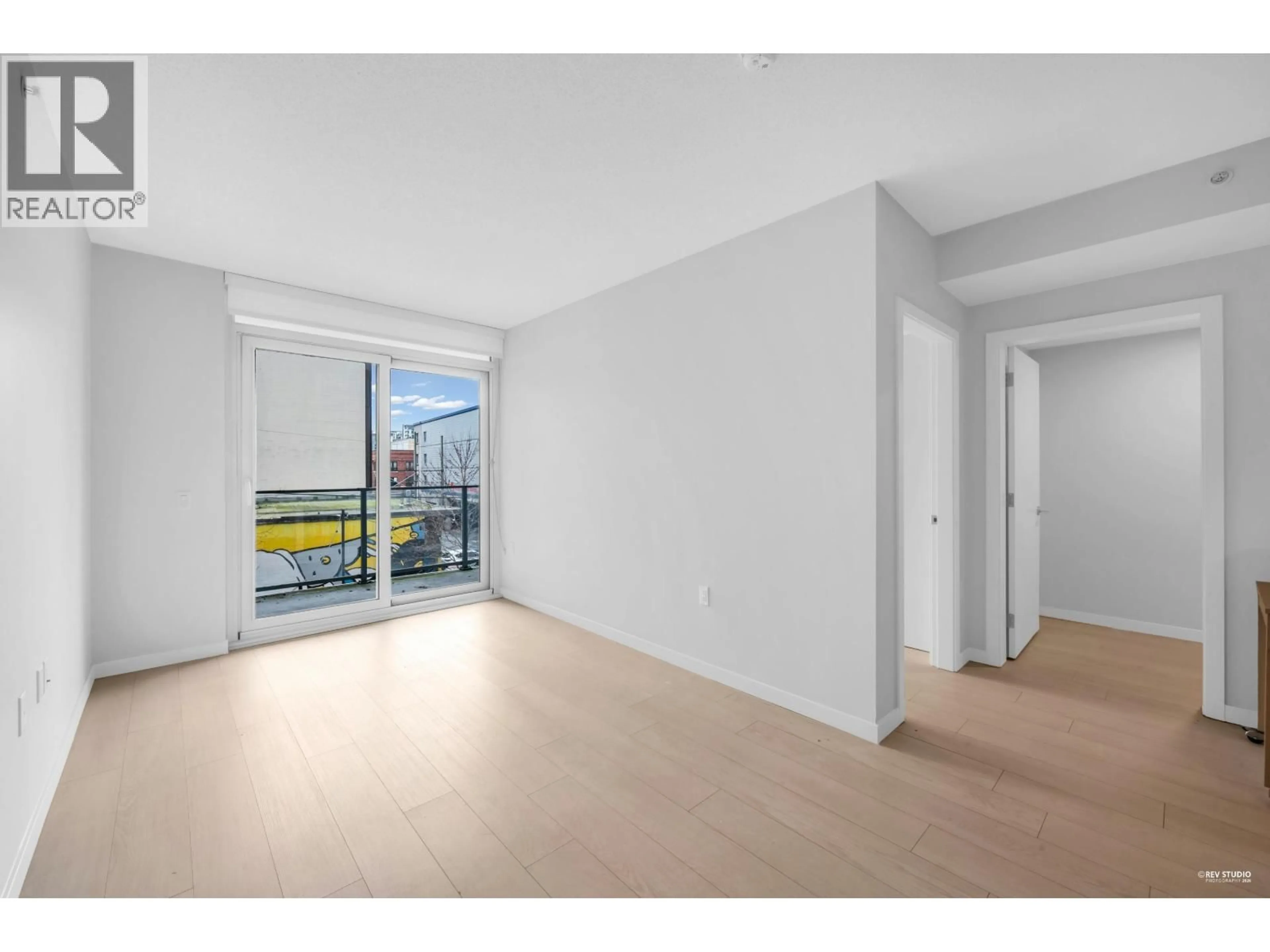 Unknown for 317 - 180 2ND AVENUE, Vancouver British Columbia V5T0K4