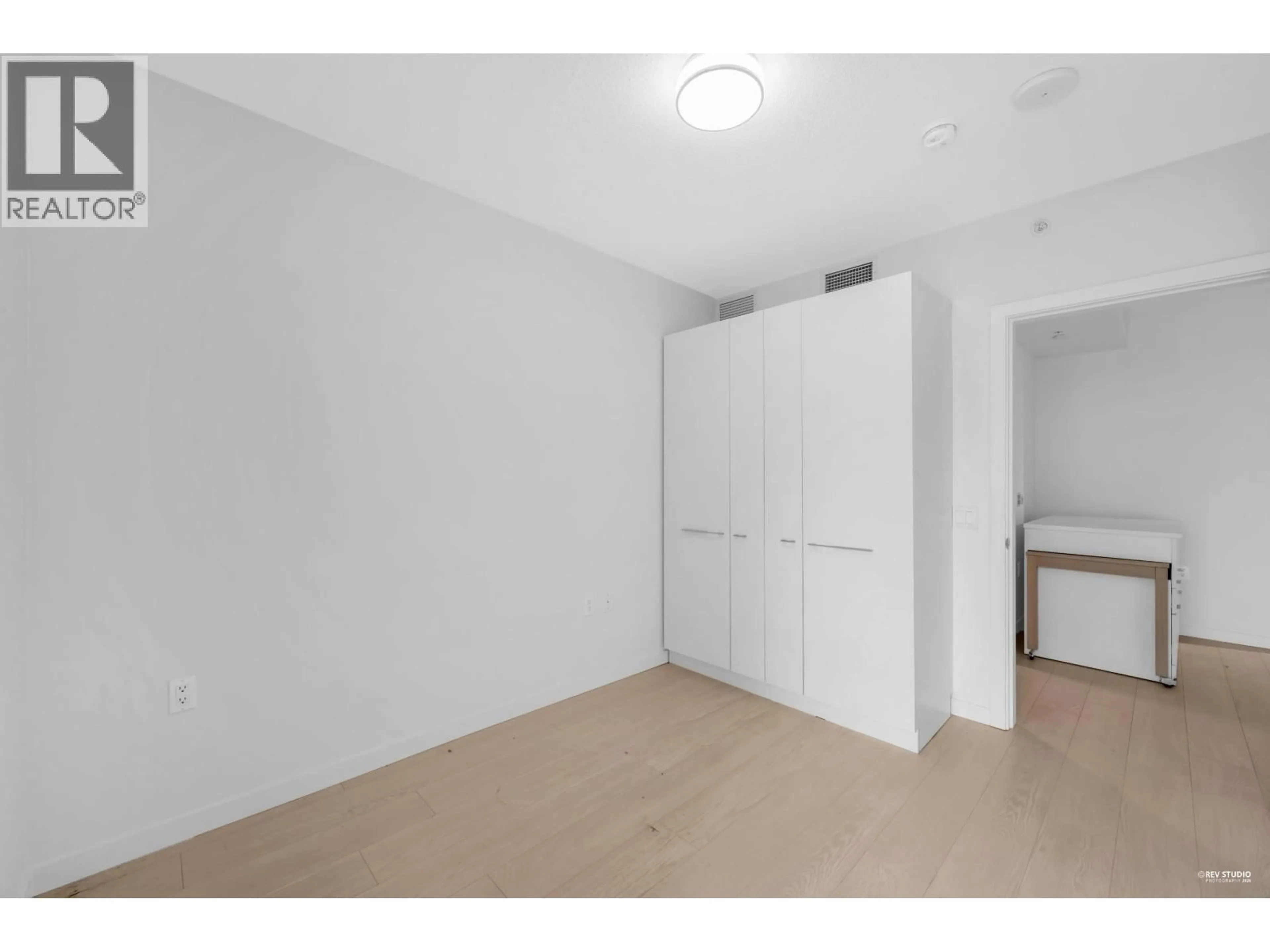 Unknown for 317 - 180 2ND AVENUE, Vancouver British Columbia V5T0K4