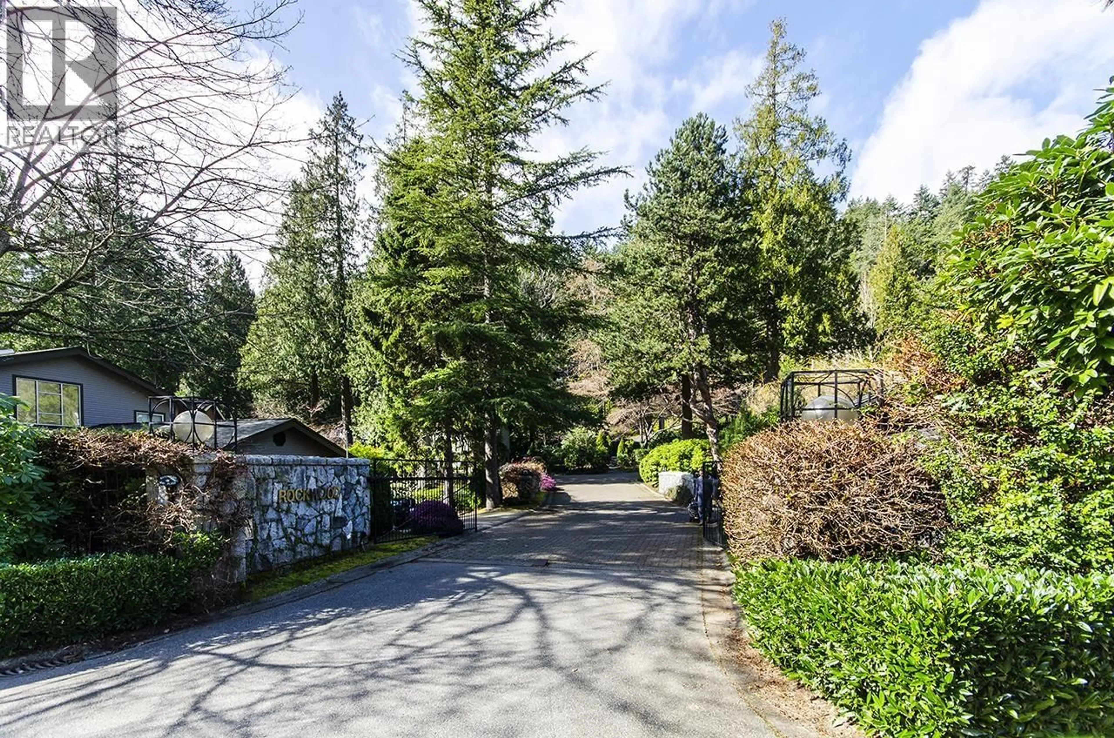 A pic from outside/outdoor area/front of a property/back of a property/a pic from drone, unknown for 6760 BATCHELOR BAY PLACE, West Vancouver British Columbia V7W3B7