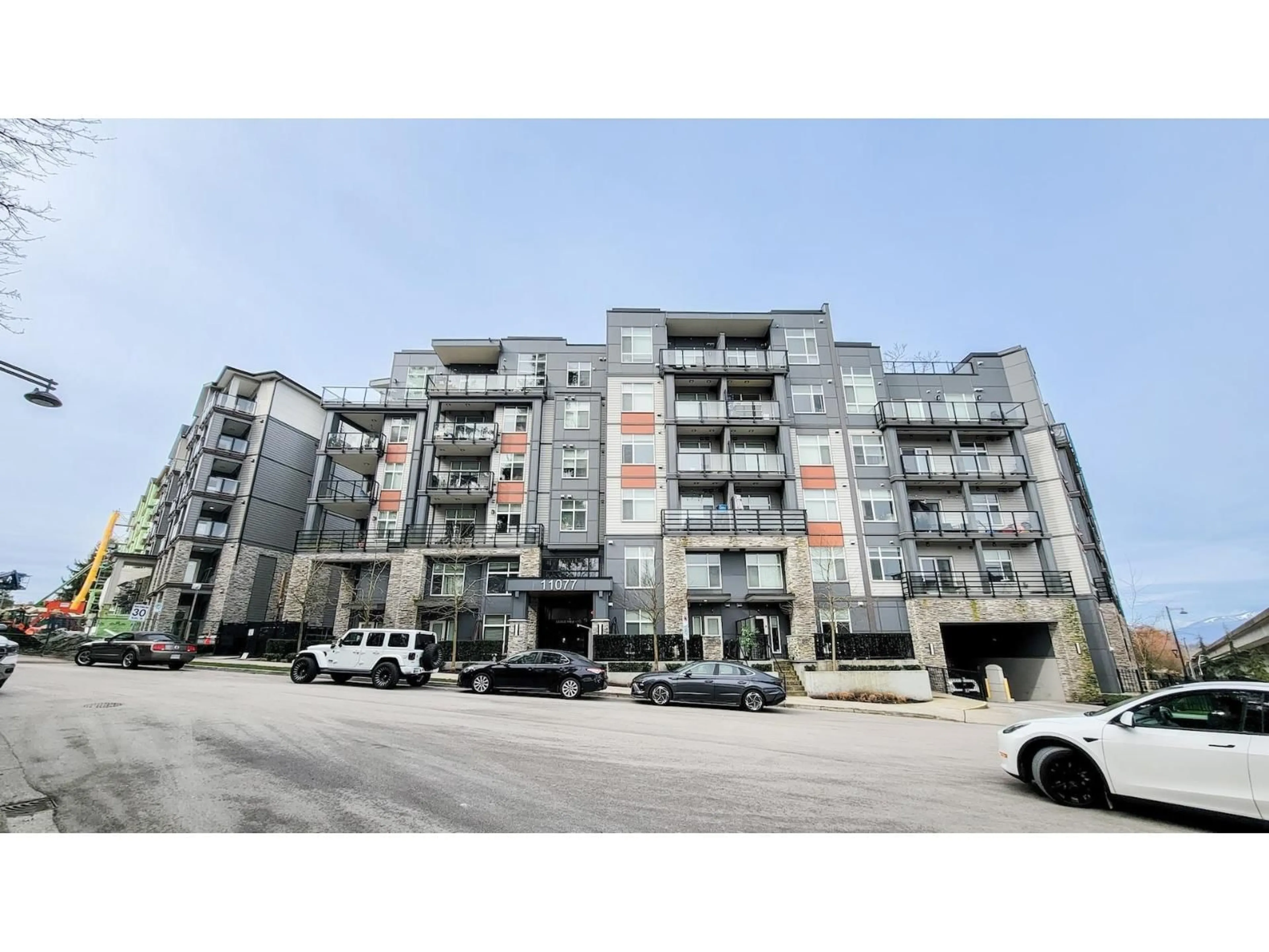 Blurry image for 326 - 11077 RAVINE ROAD, Surrey British Columbia V3T0R7