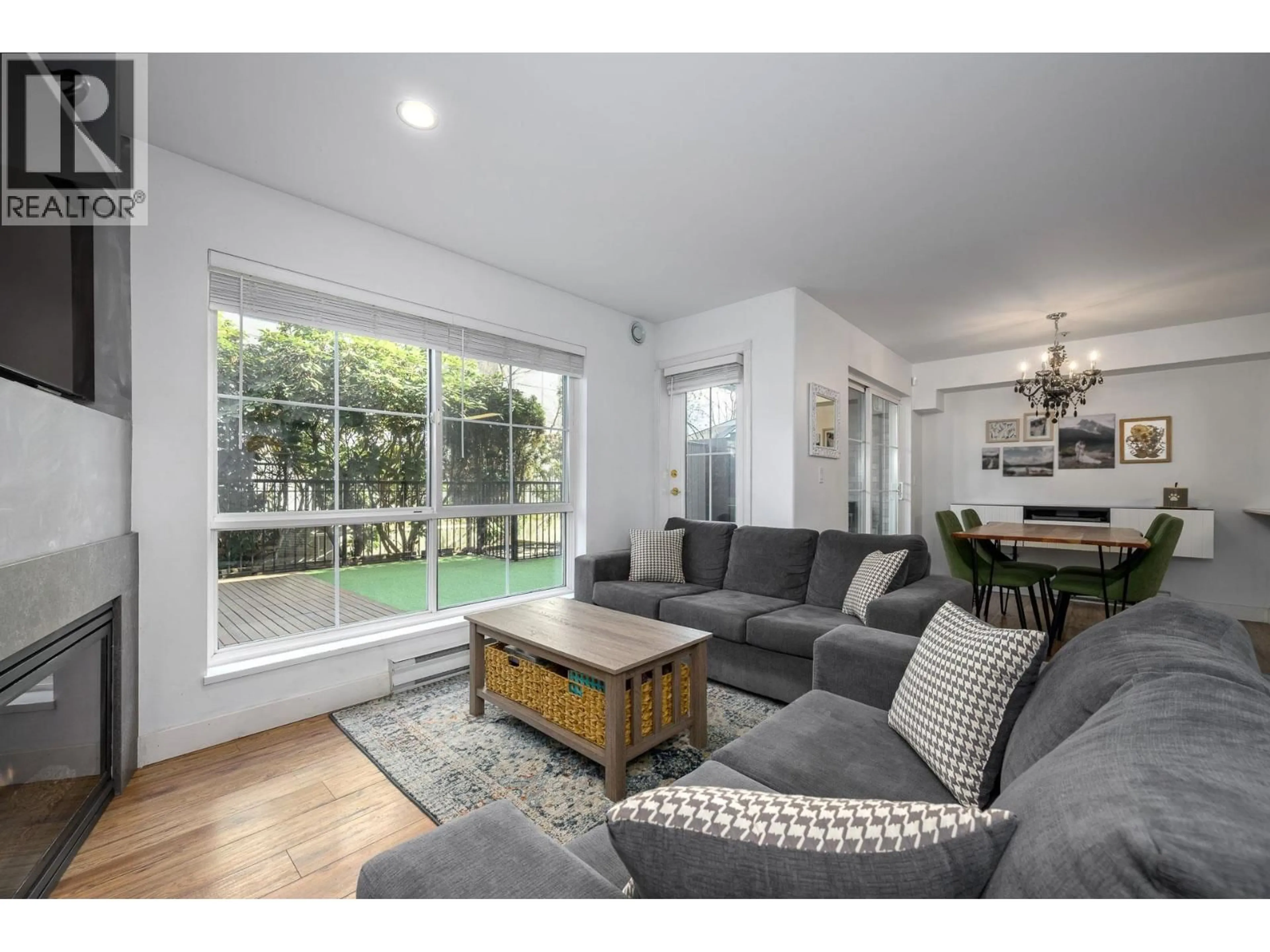 Unknown for 102 - 2388 WELCHER AVENUE, Port Coquitlam British Columbia V3C1X5