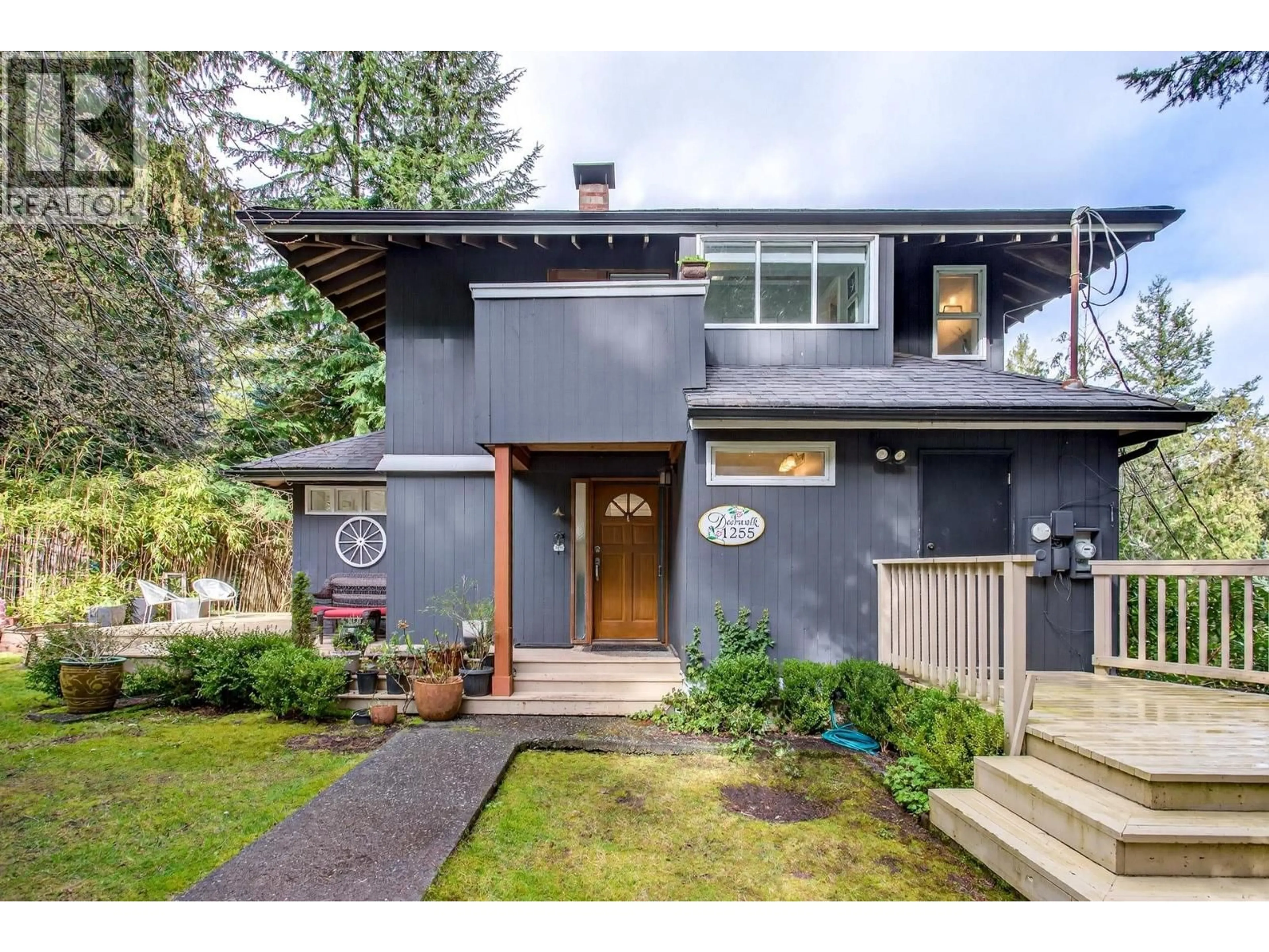 Home with brick exterior material, street for 1255 DEER WALK, Bowen Island British Columbia V0N1G1