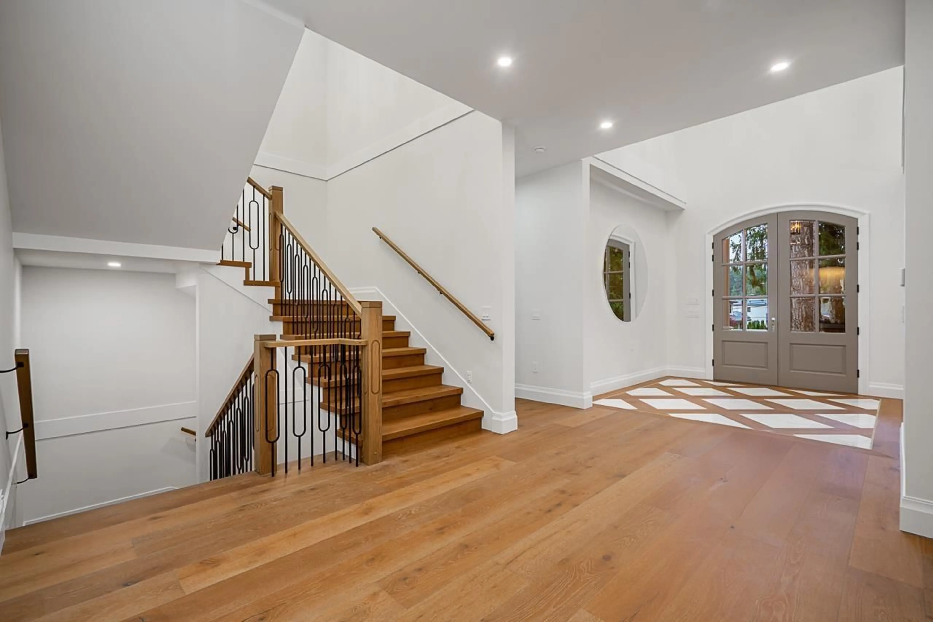 Unknown for 2533 141 STREET, Surrey British Columbia V4P2E5