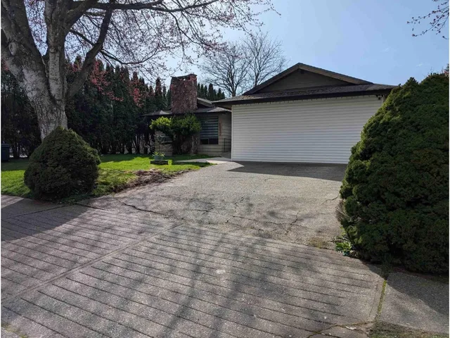 6099 172 STREET, Surrey 3