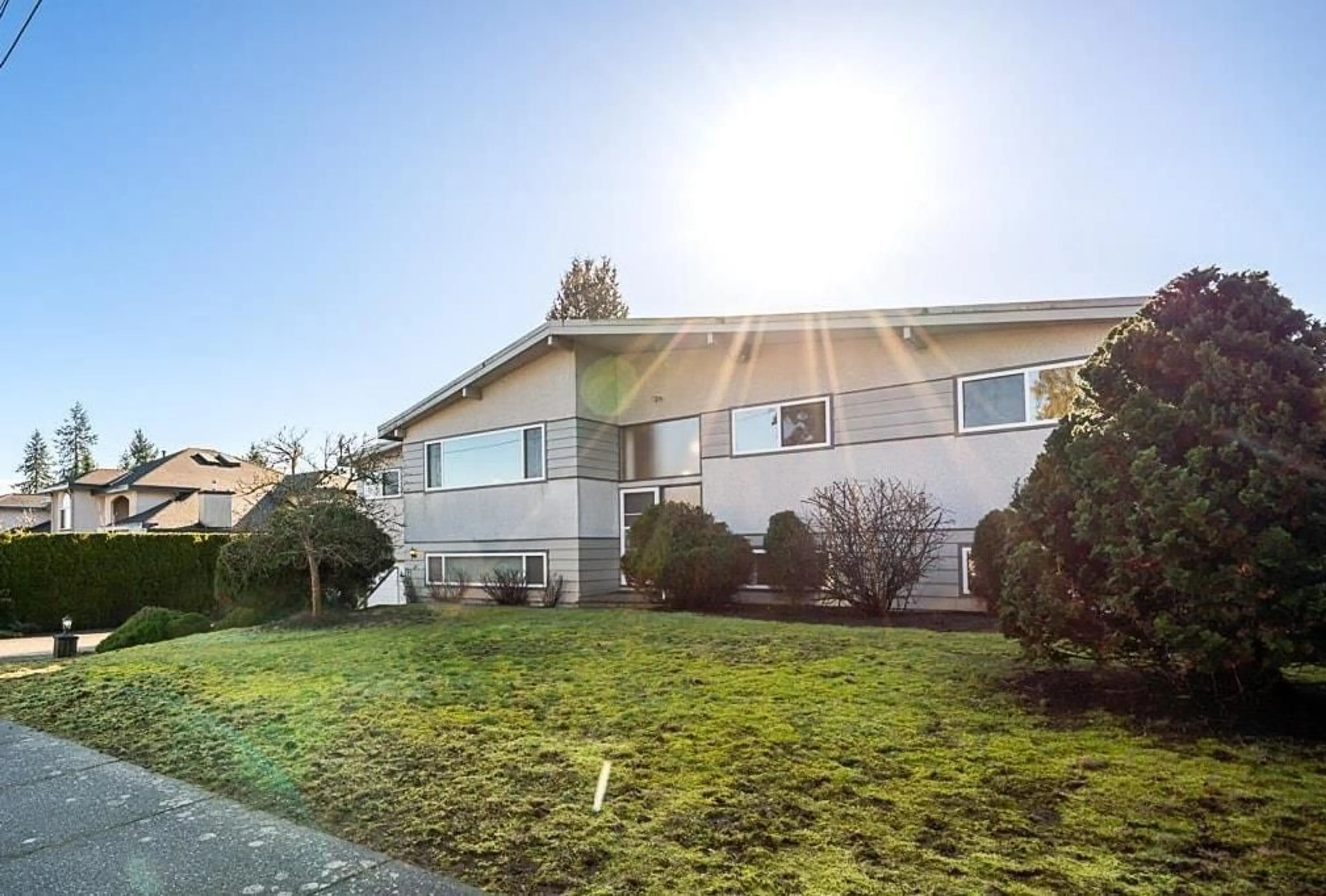 Unknown for 16530 108 AVENUE, Surrey British Columbia V4N1M3