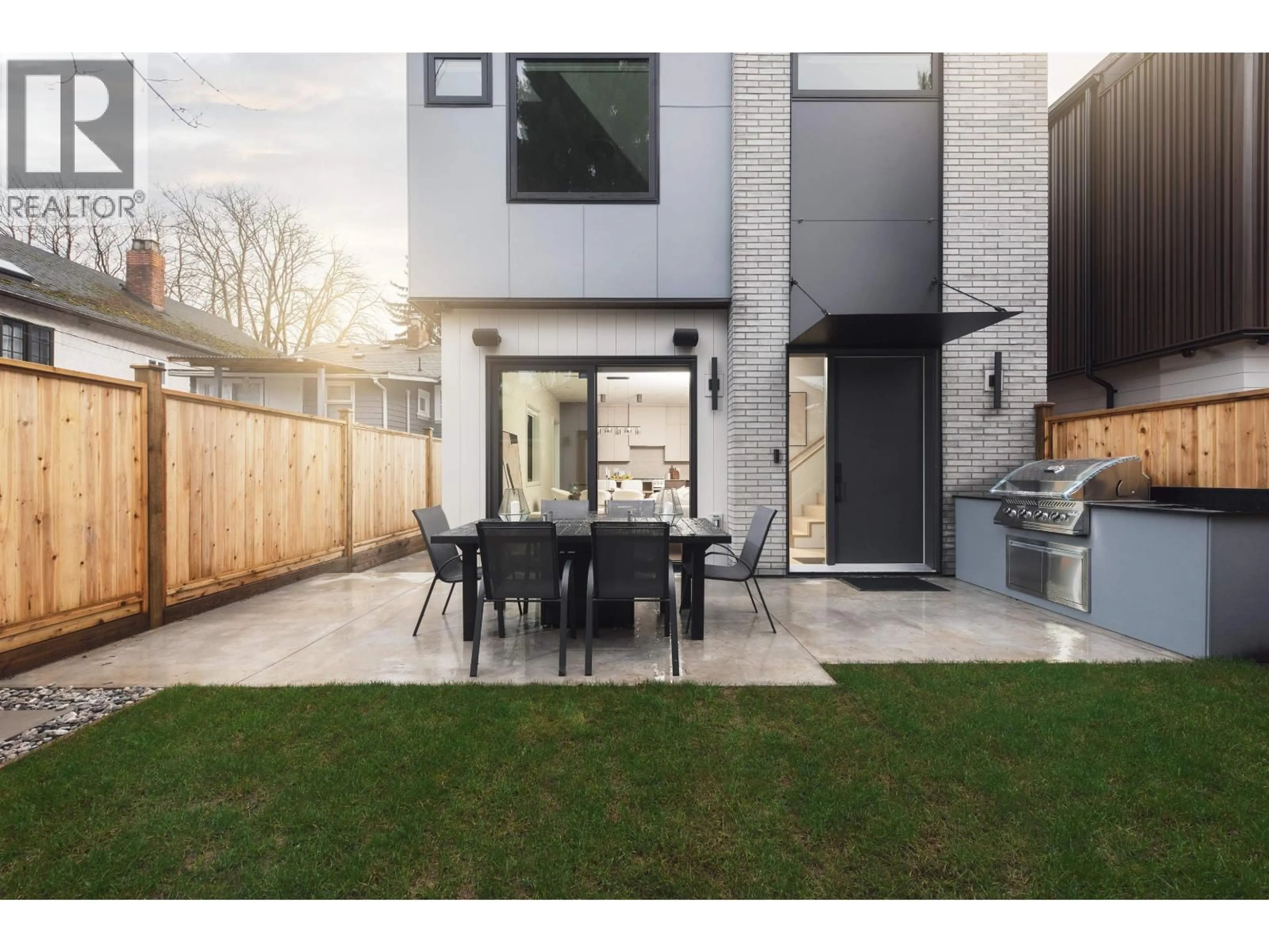 Patio, street for 2 - 2637 12TH AVENUE, Vancouver British Columbia V6K2P4