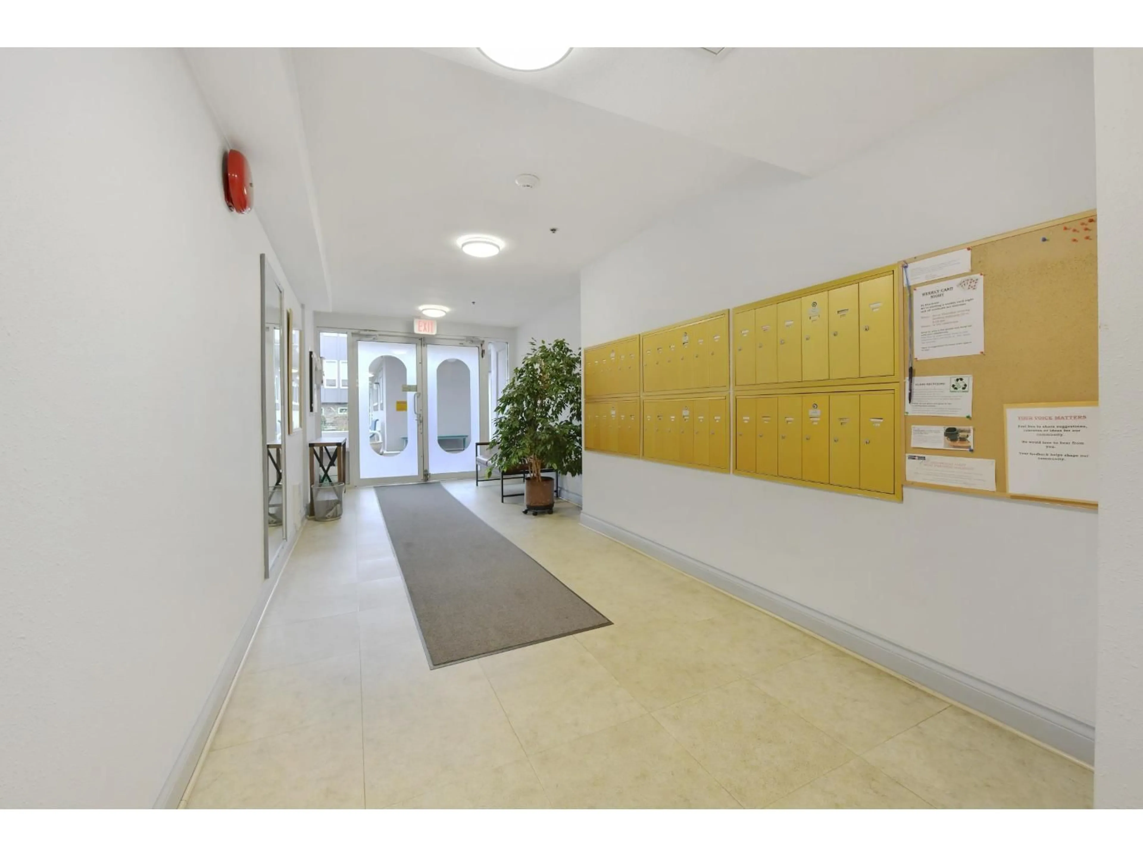 Indoor foyer for 207 - 5955 177B STREET, Surrey British Columbia V3S4J7