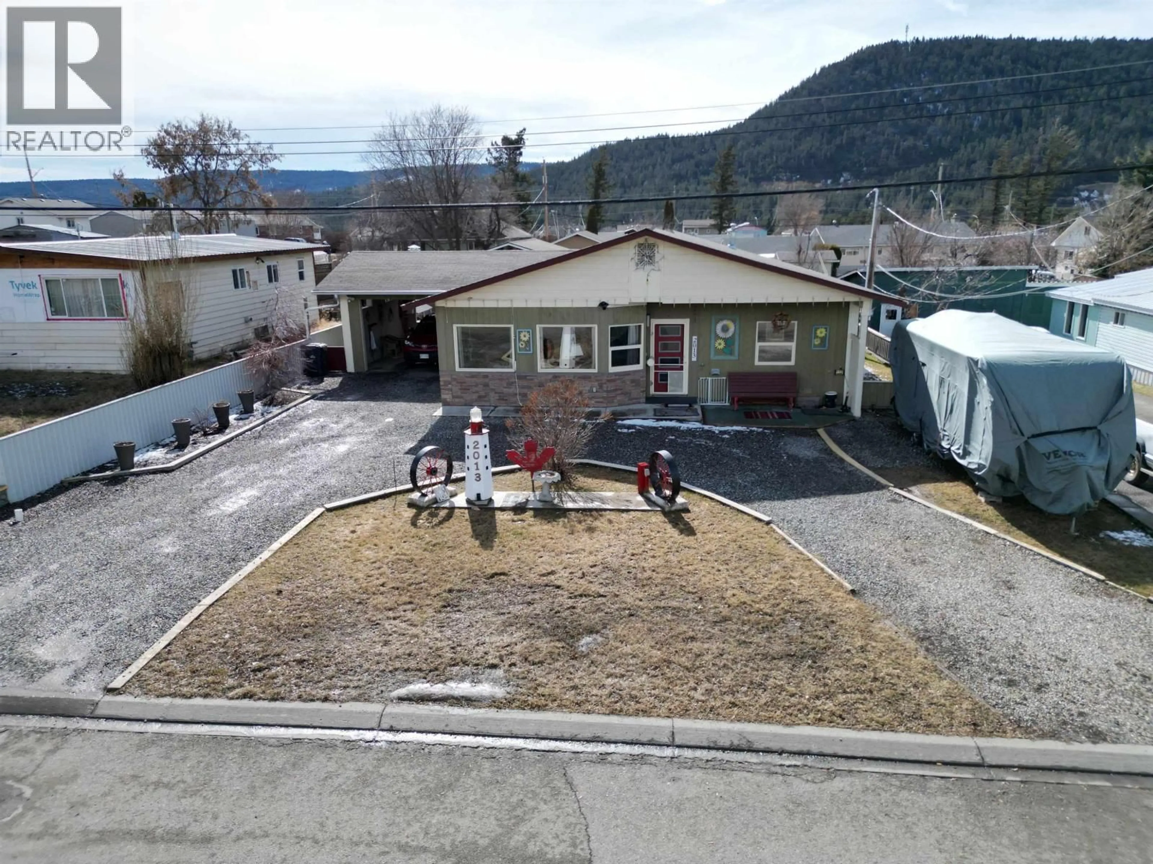 A pic from outside/outdoor area/front of a property/back of a property/a pic from drone, mountain view for 2013 THIRD AVENUE, Williams Lake British Columbia V2G2W1