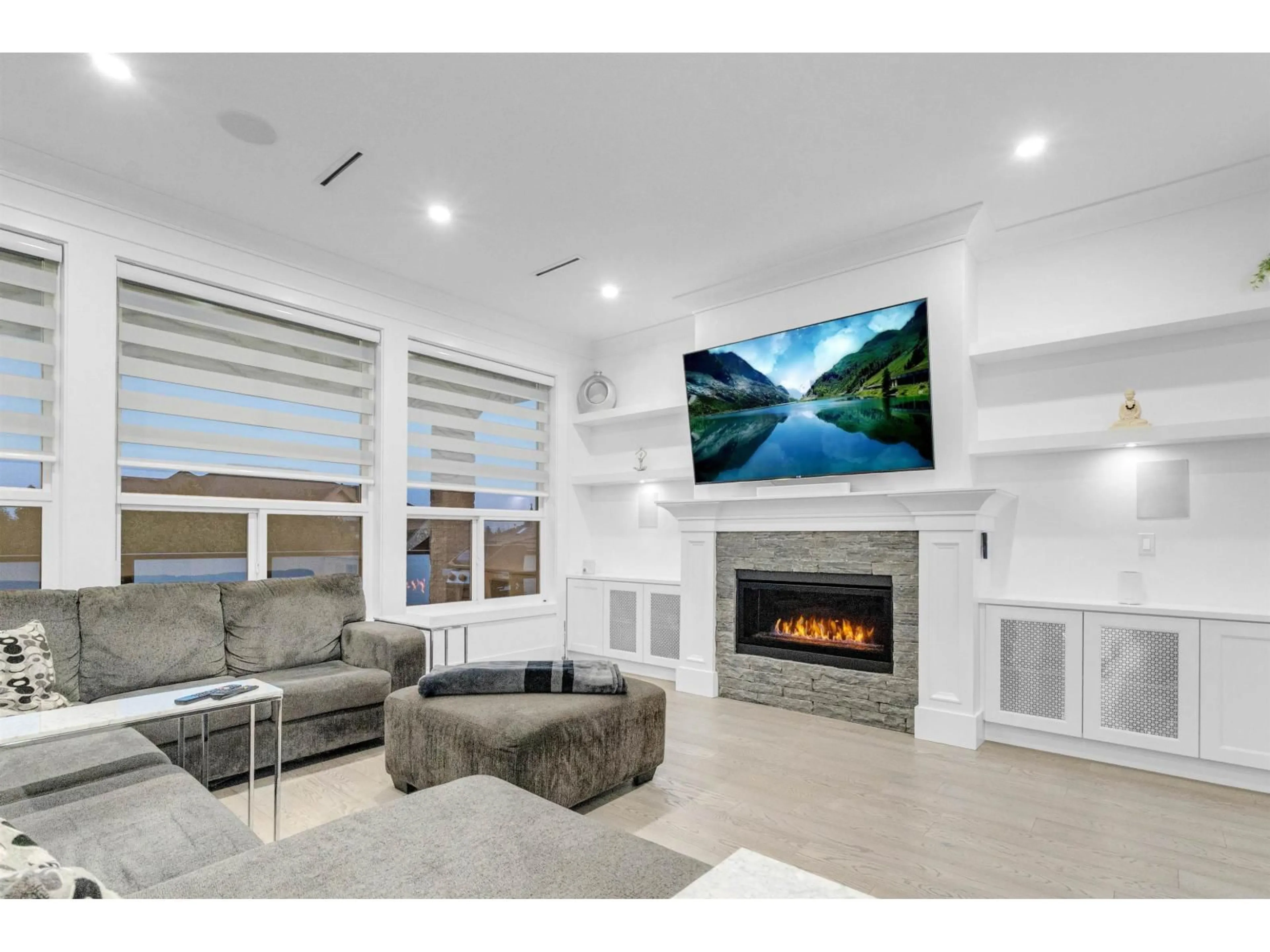 Home theater for 5804 152 STREET, Surrey British Columbia V3S3K2