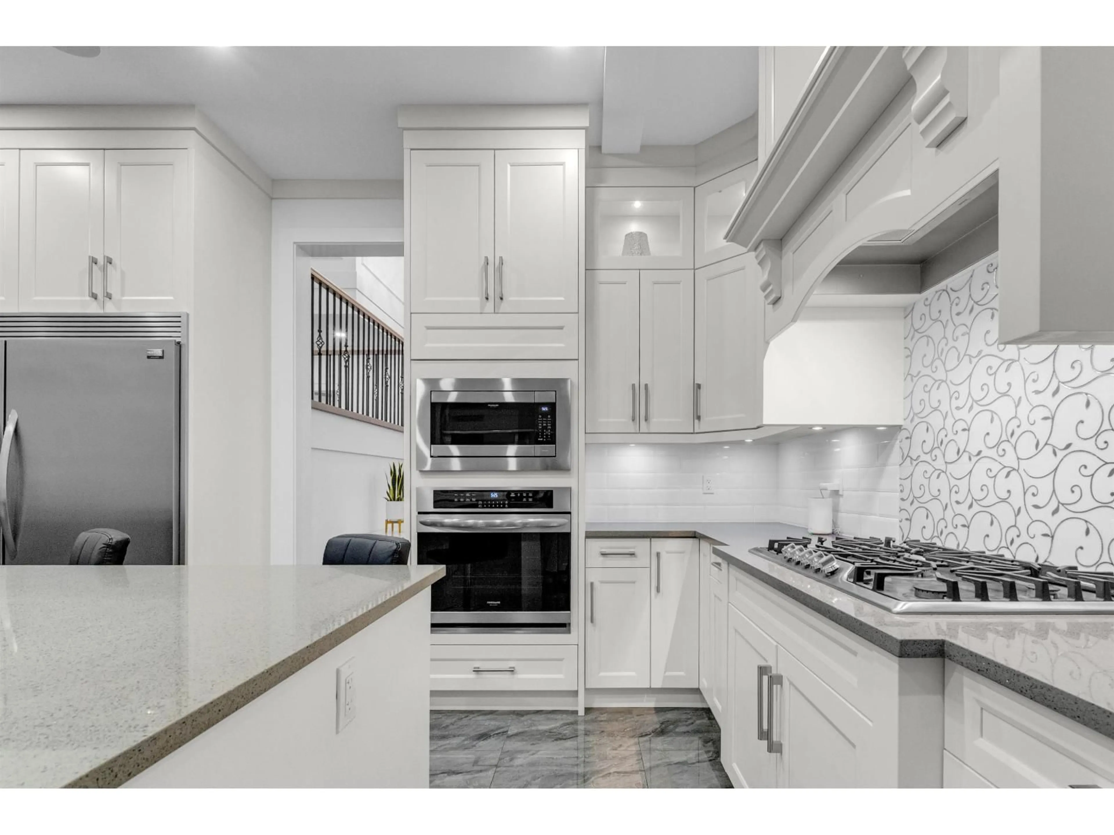 Open concept kitchen, ceramic/tile floor for 5804 152 STREET, Surrey British Columbia V3S3K2