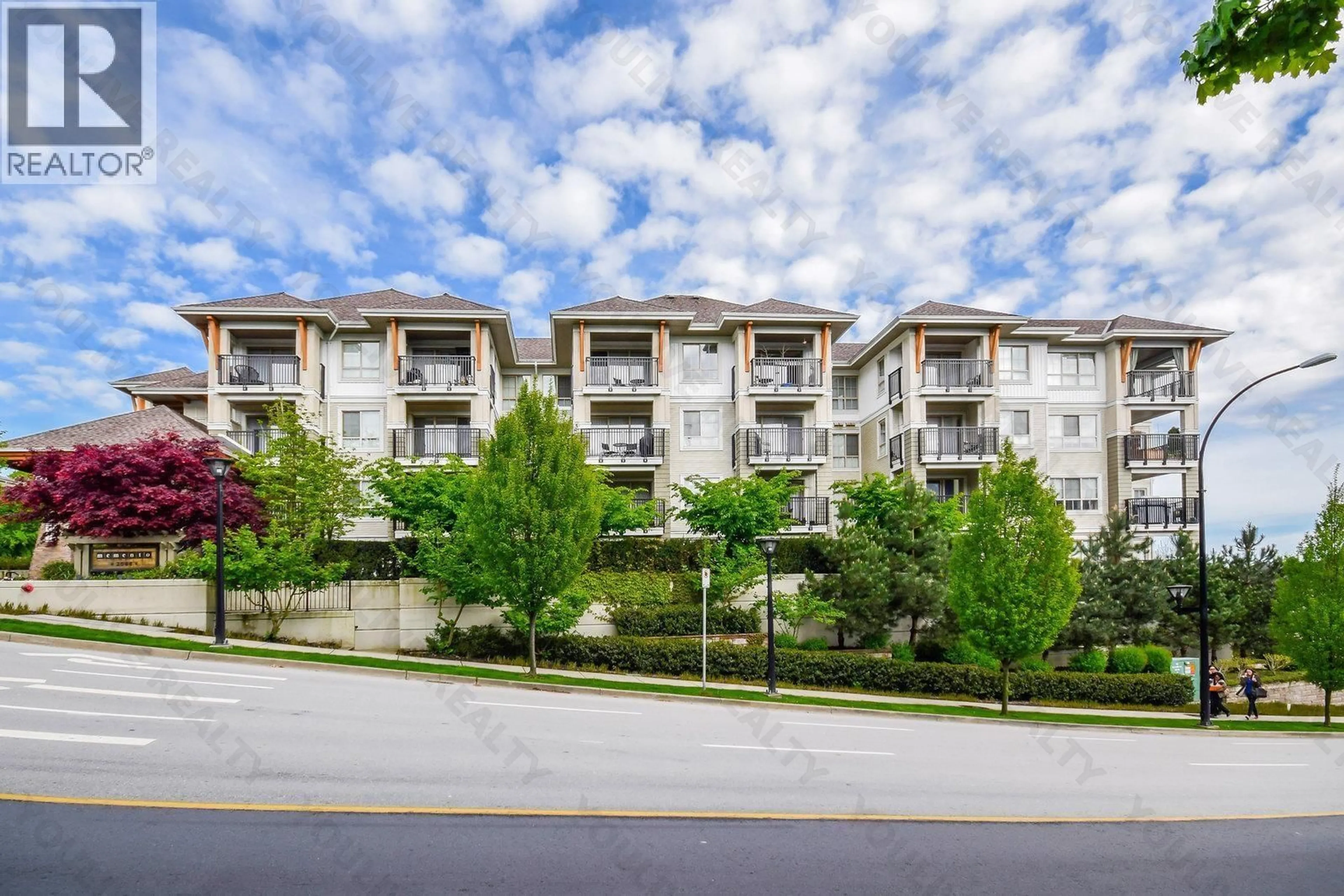 A pic from outside/outdoor area/front of a property/back of a property/a pic from drone, unknown for 311 - 2088 BETA AVENUE, Burnaby British Columbia V5C0C8