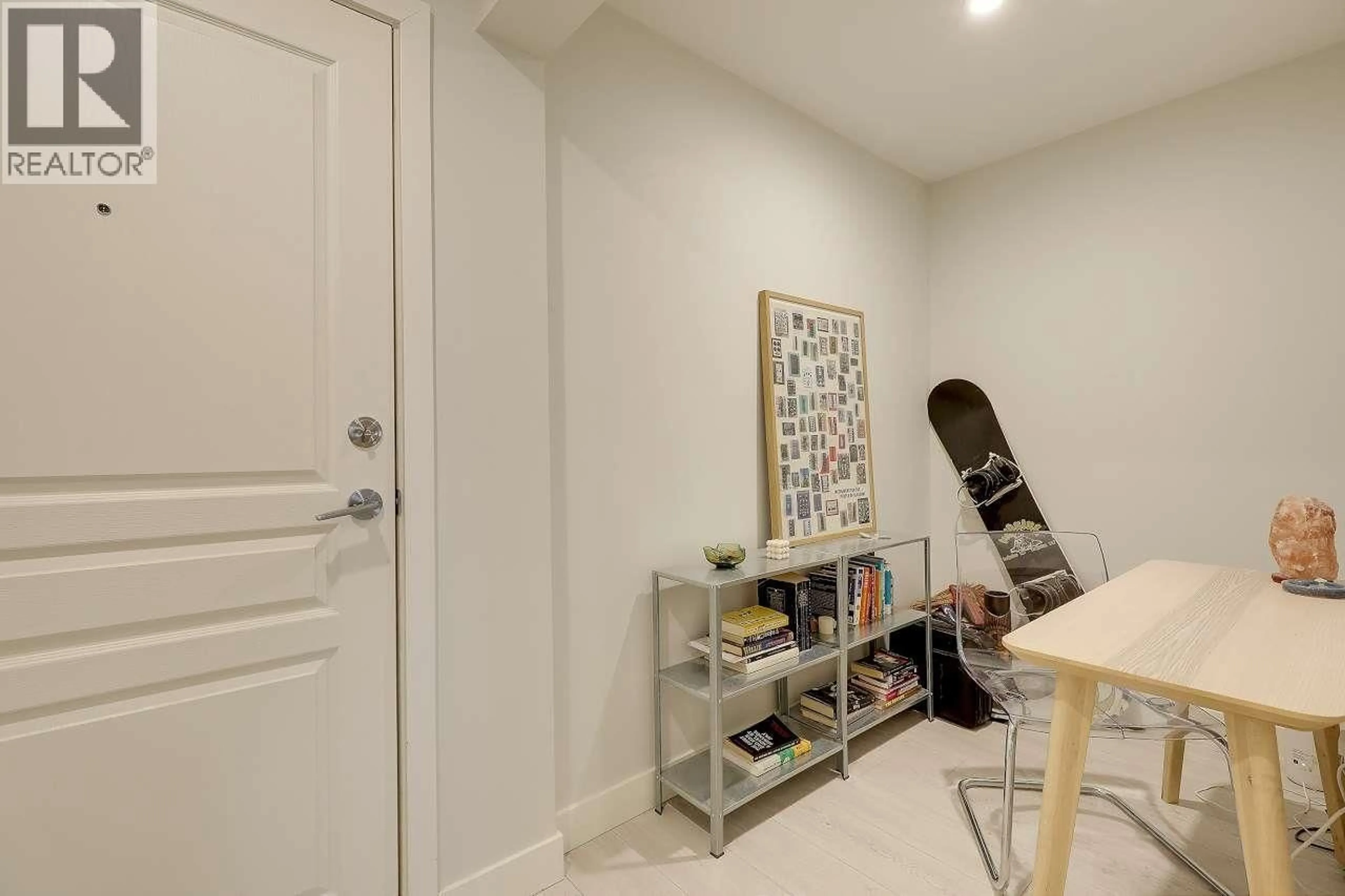 Unknown for 311 - 2088 BETA AVENUE, Burnaby British Columbia V5C0C8