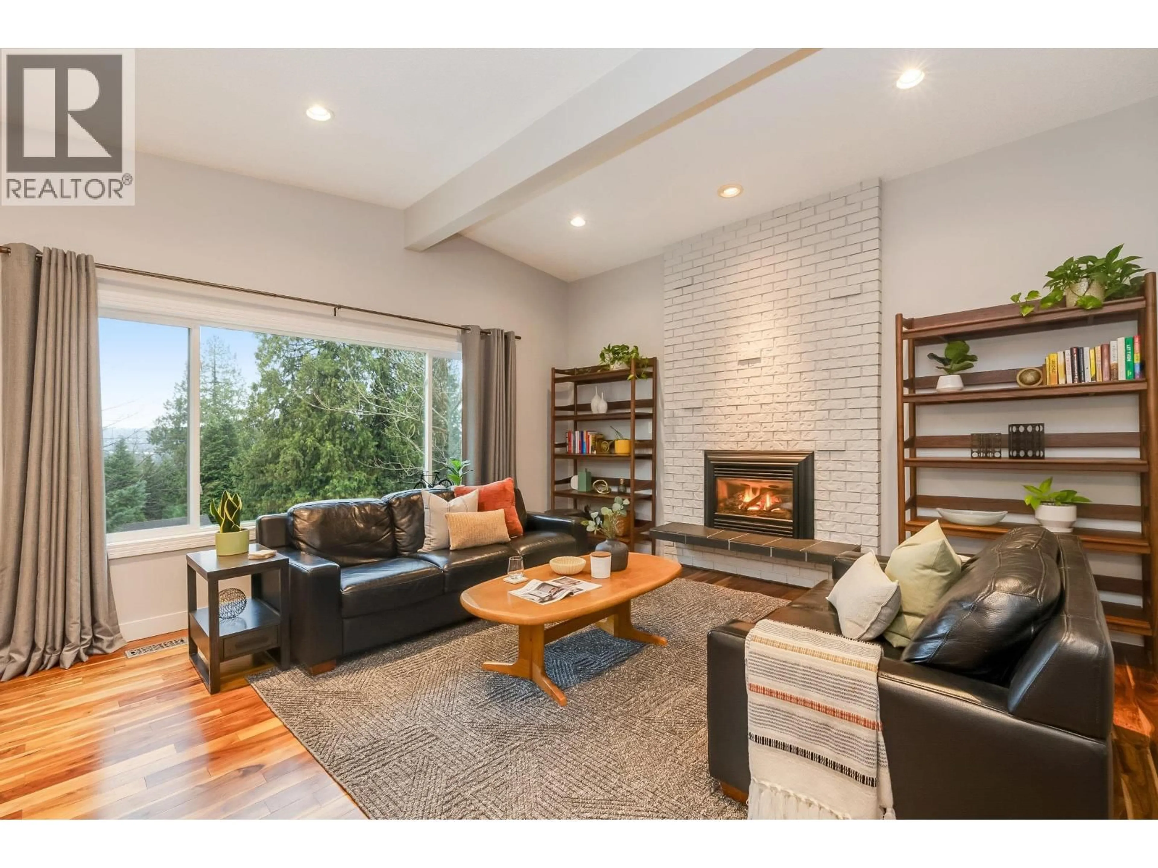 Unknown for 304 DARTMOOR DRIVE, Coquitlam British Columbia V3K5R3