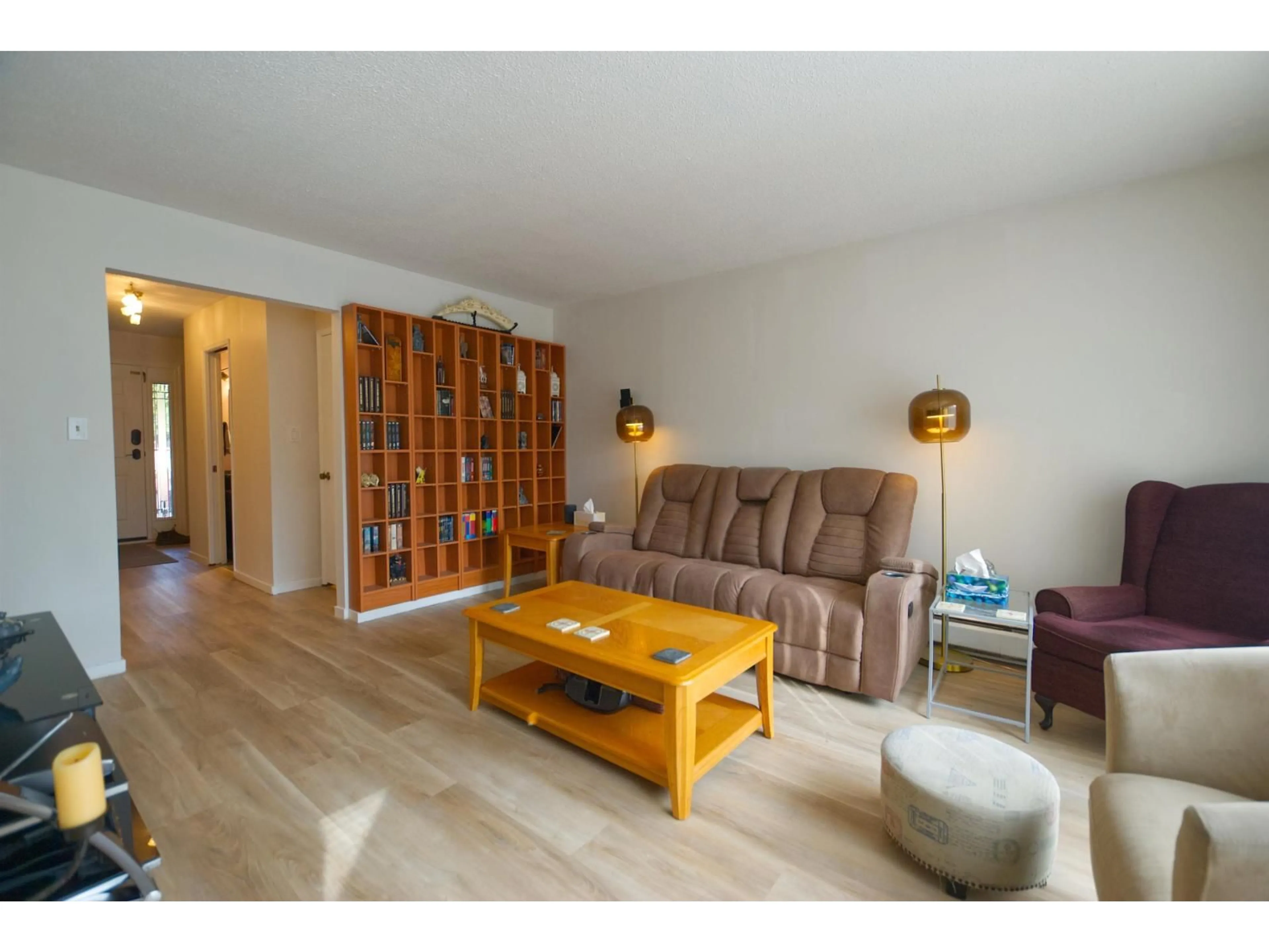 Unknown for 5 - 33918 MAYFAIR AVENUE, Abbotsford British Columbia V2S1R2