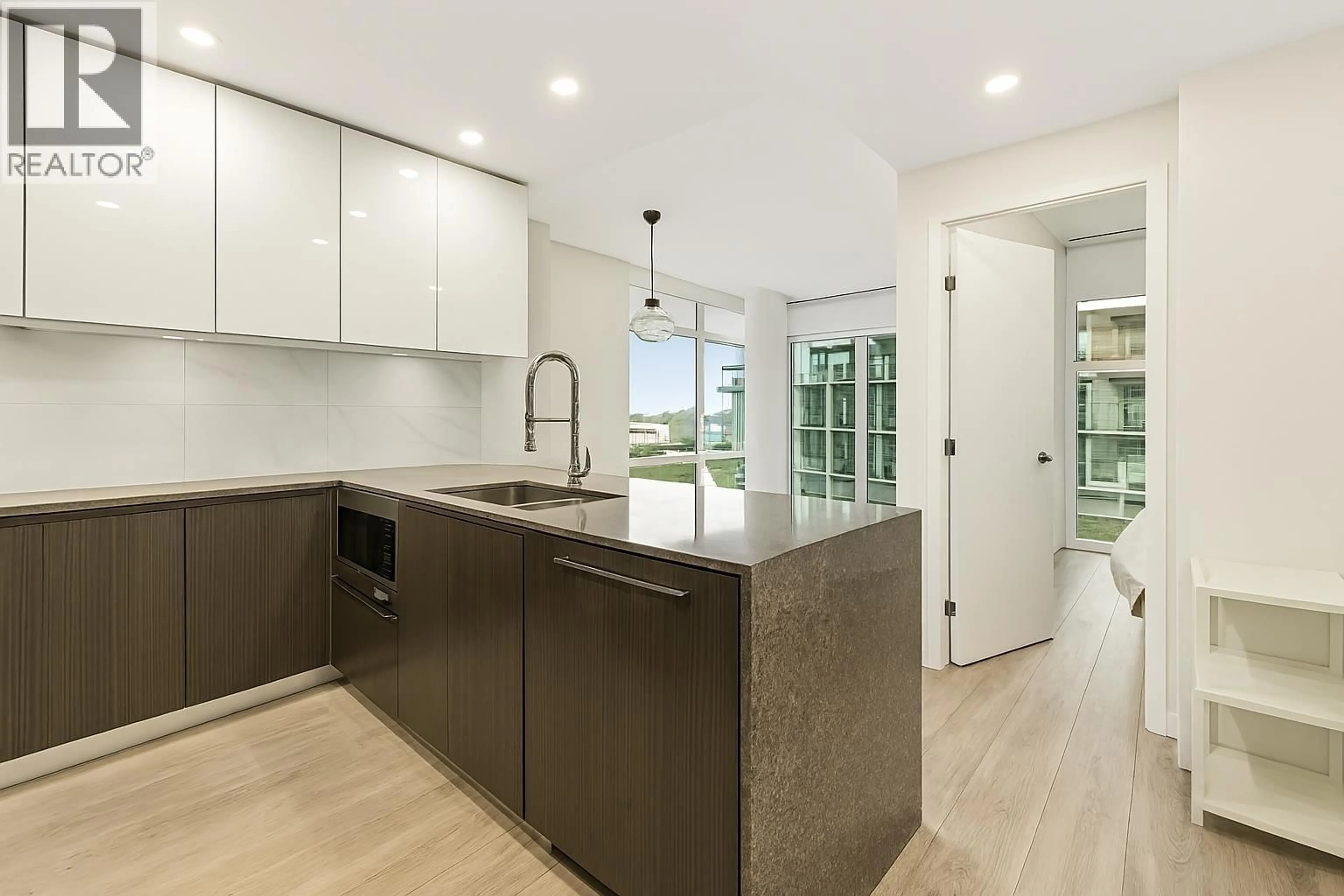 Open concept kitchen, unknown for 2507 - 5333 GORING STREET, Burnaby British Columbia V5B0B6