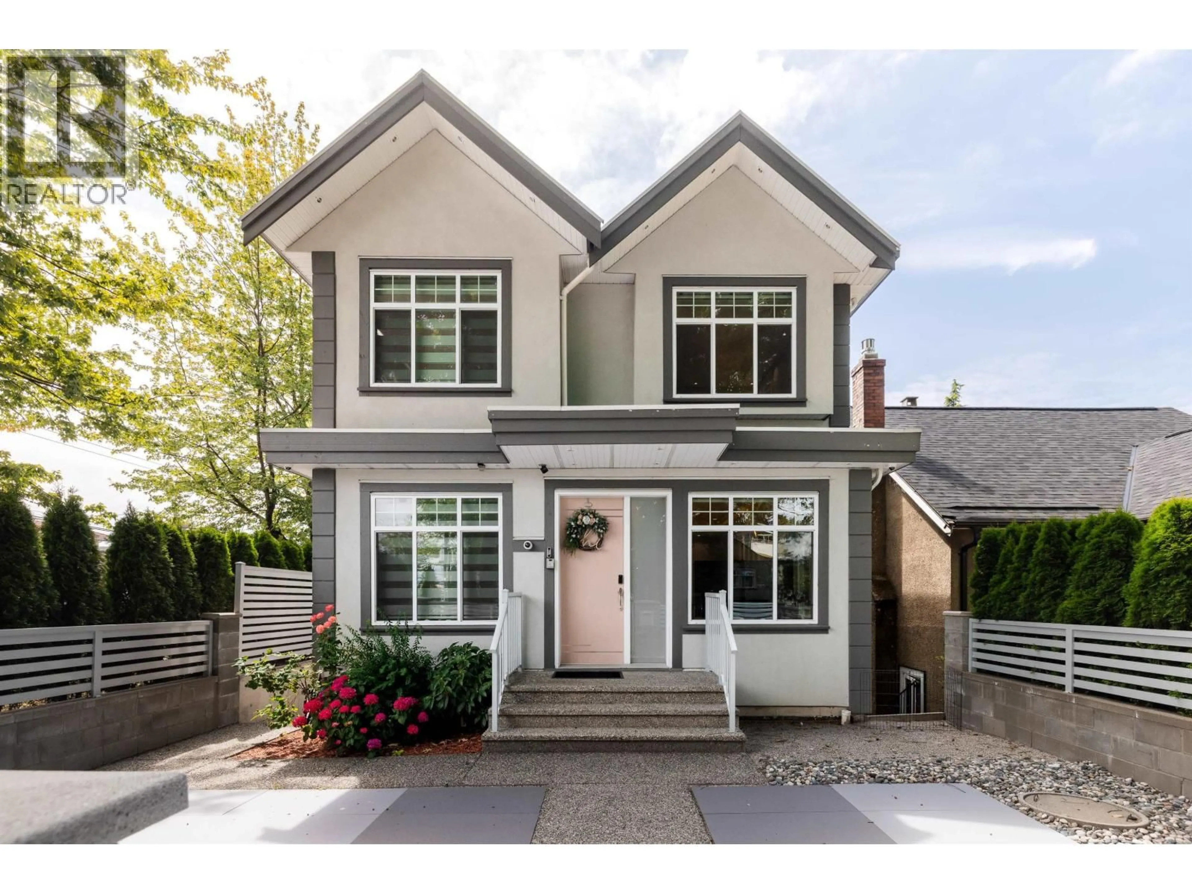 Unknown for 2388 2ND AVENUE, Vancouver British Columbia V5N1G3