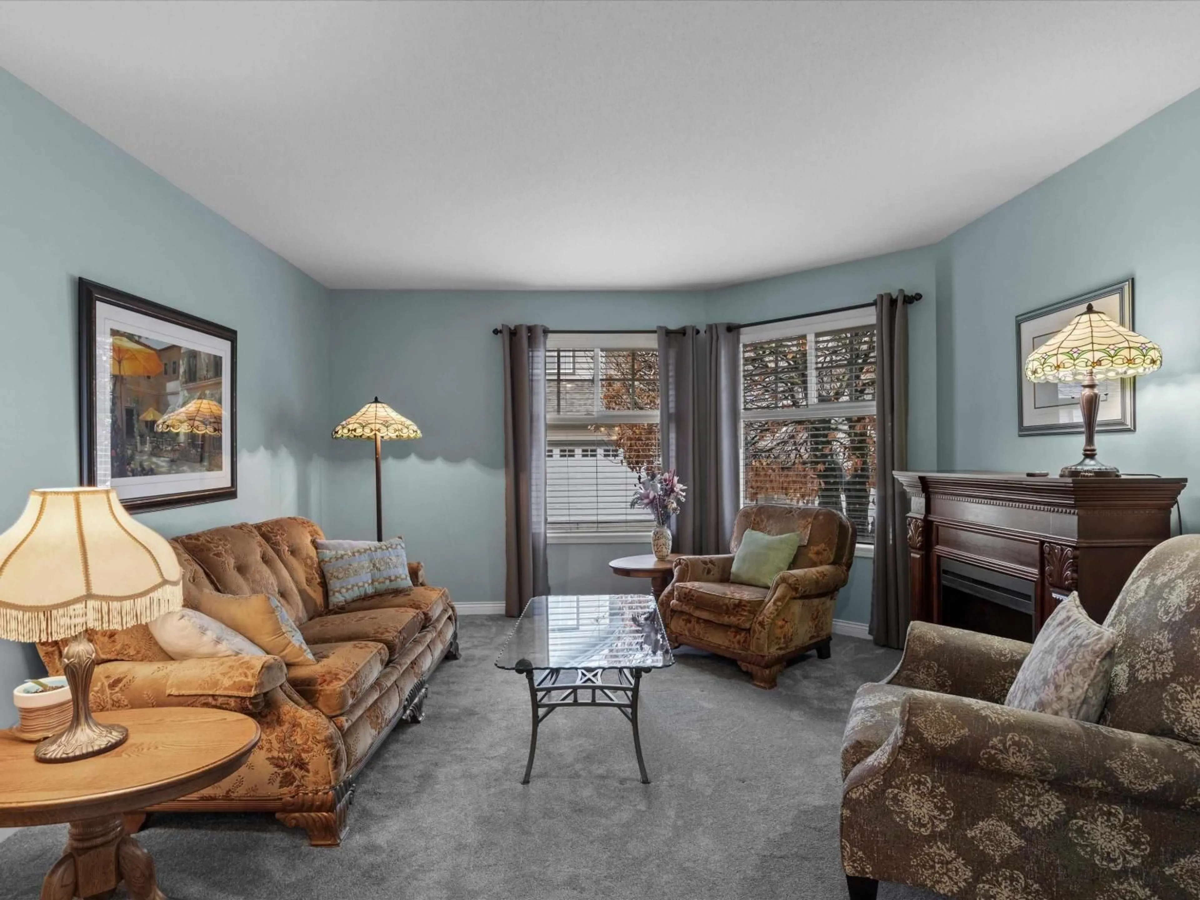 Living room with furniture, unknown for 56 - 46360 VALLEYVIEW ROAD, Chilliwack British Columbia V2R5L7