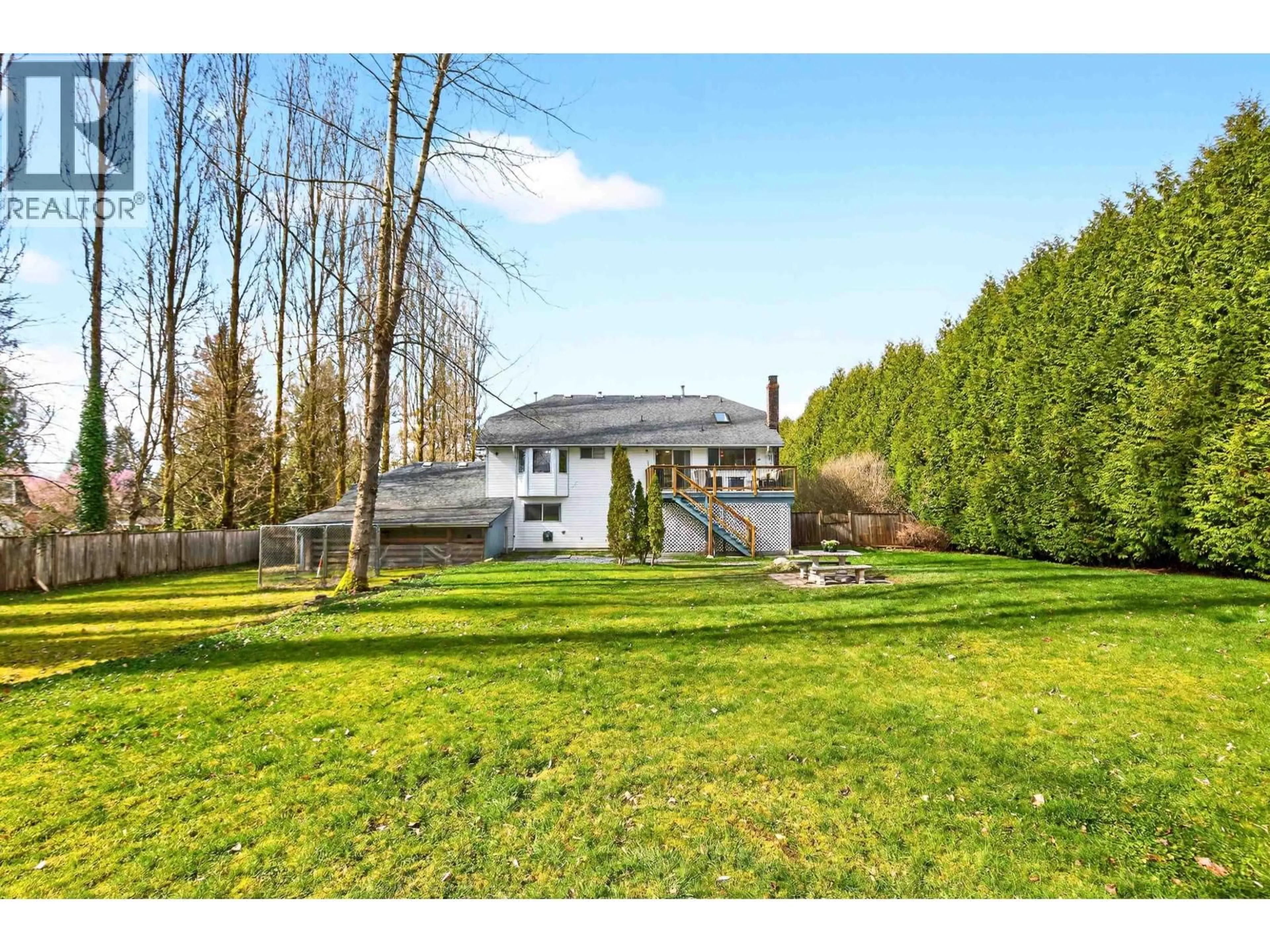 A pic from outside/outdoor area/front of a property/back of a property/a pic from drone, unknown for 12440 ANSELL STREET, Maple Ridge British Columbia V4R1L4