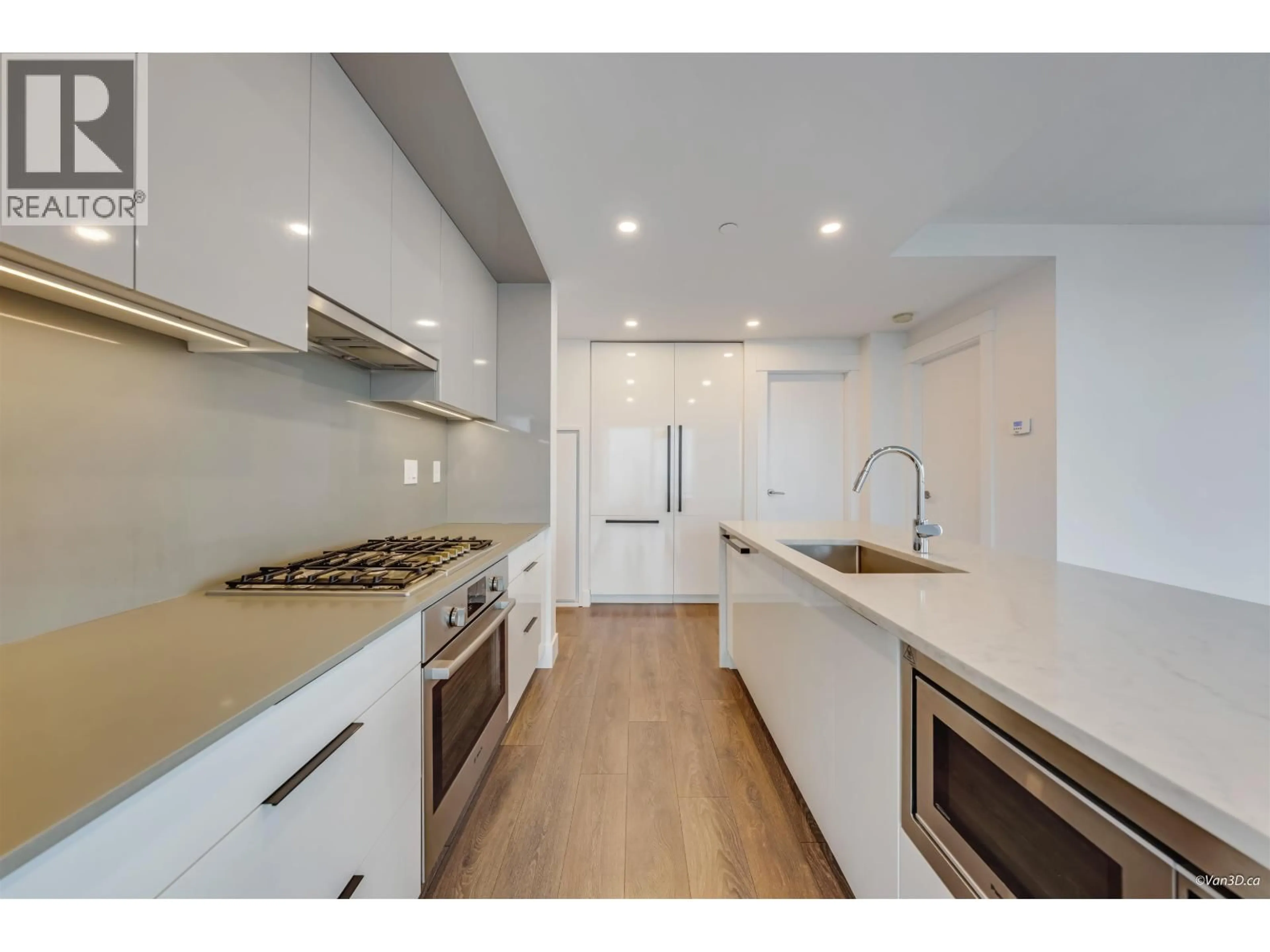 Open concept kitchen, unknown for 1608 - 4711 HAZEL STREET, Burnaby British Columbia V5H0J9