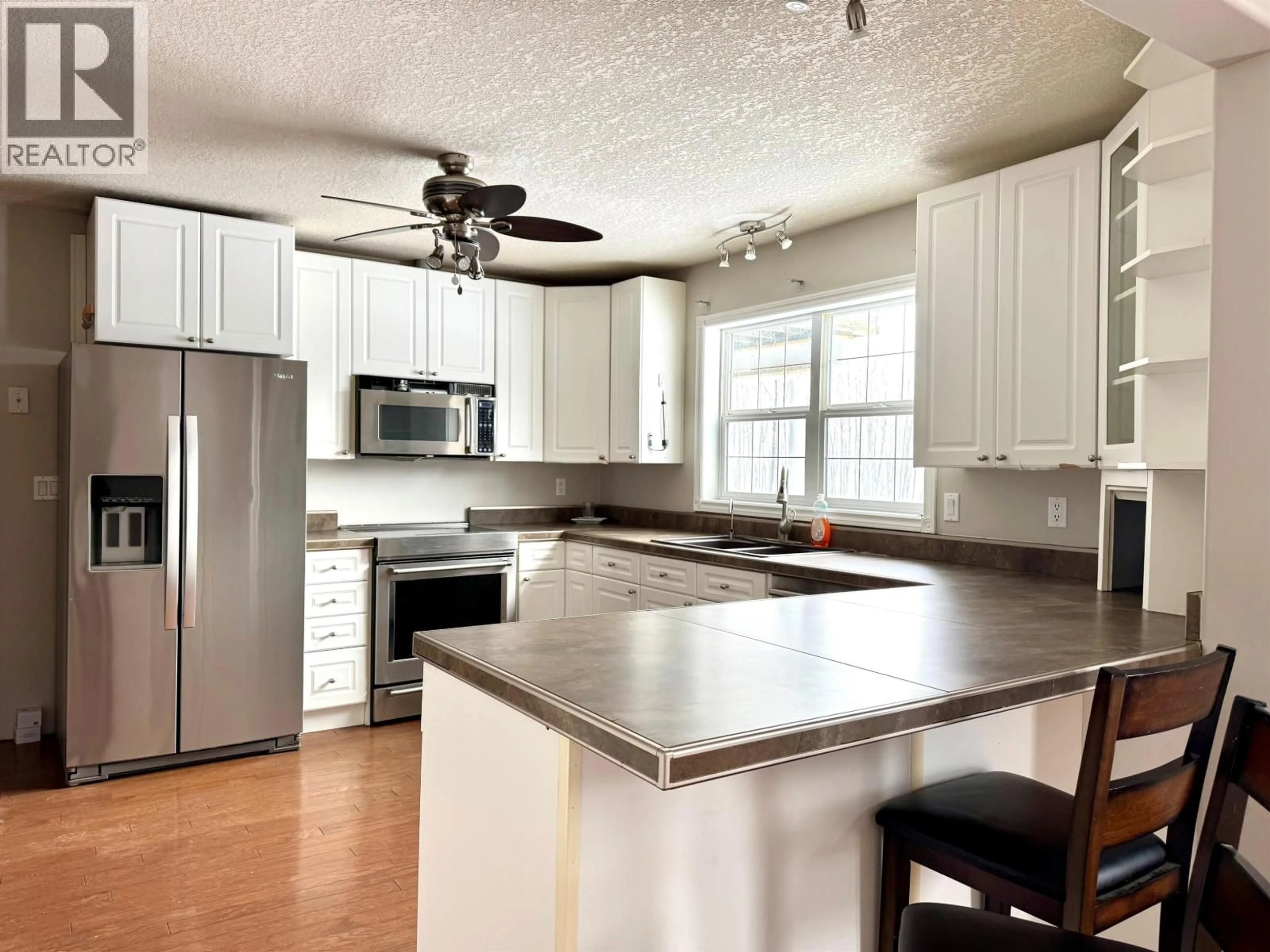 Open concept kitchen, unknown for 13221 FELL ROAD, Charlie Lake British Columbia V0C1H0