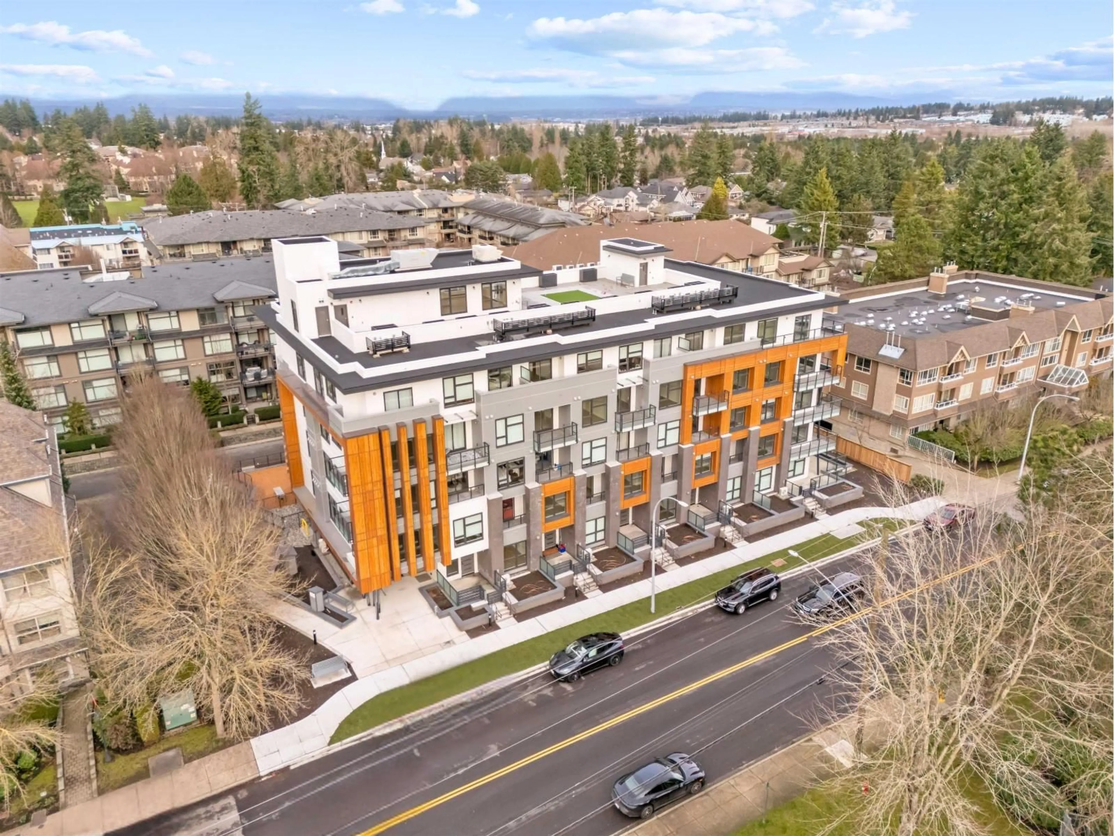 Unknown for 101 - 15353 17 AVENUE, Surrey British Columbia V4A0E2