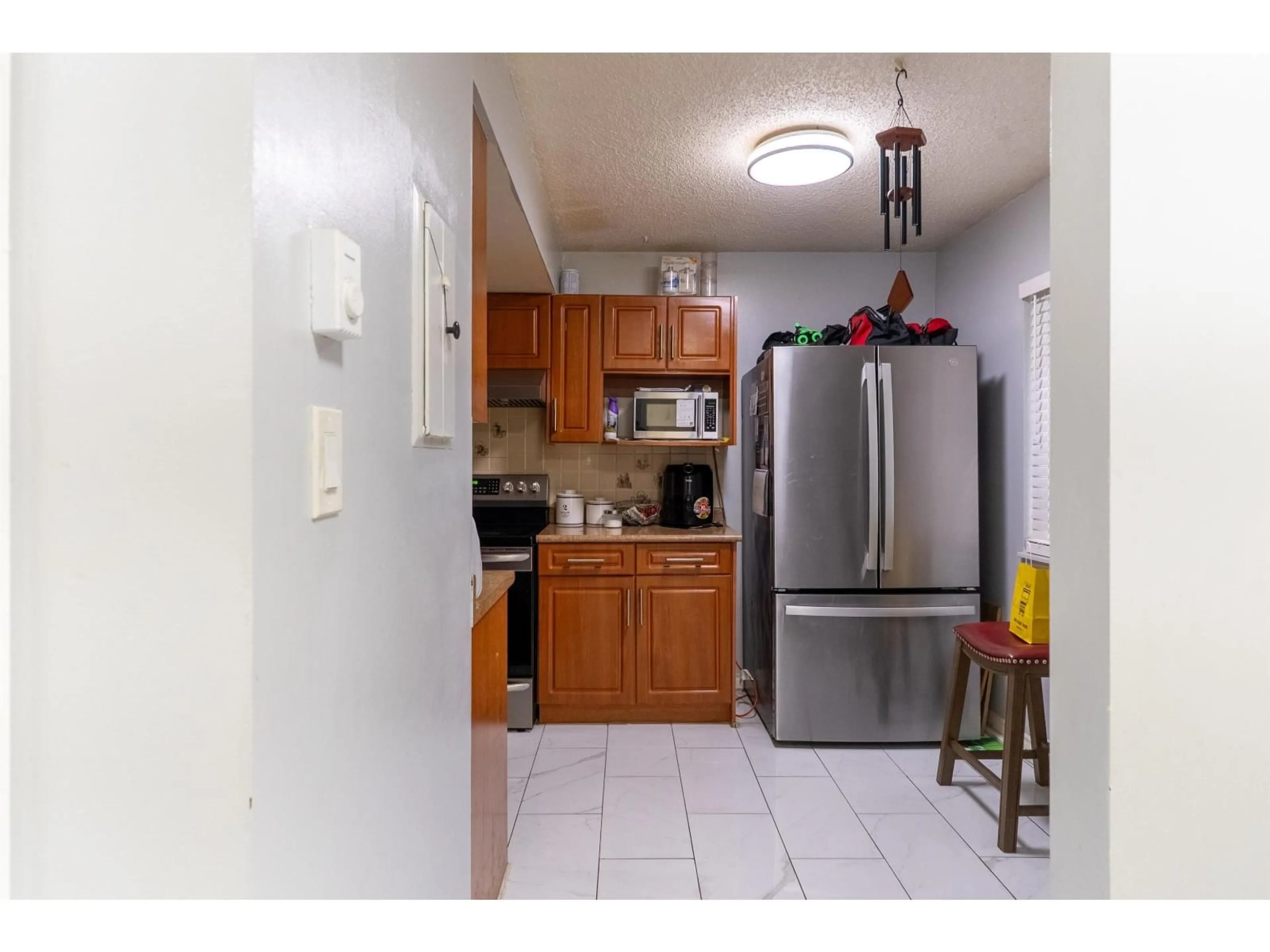Standard kitchen, unknown for 143 - 7317 140 STREET, Surrey British Columbia V3W5J6