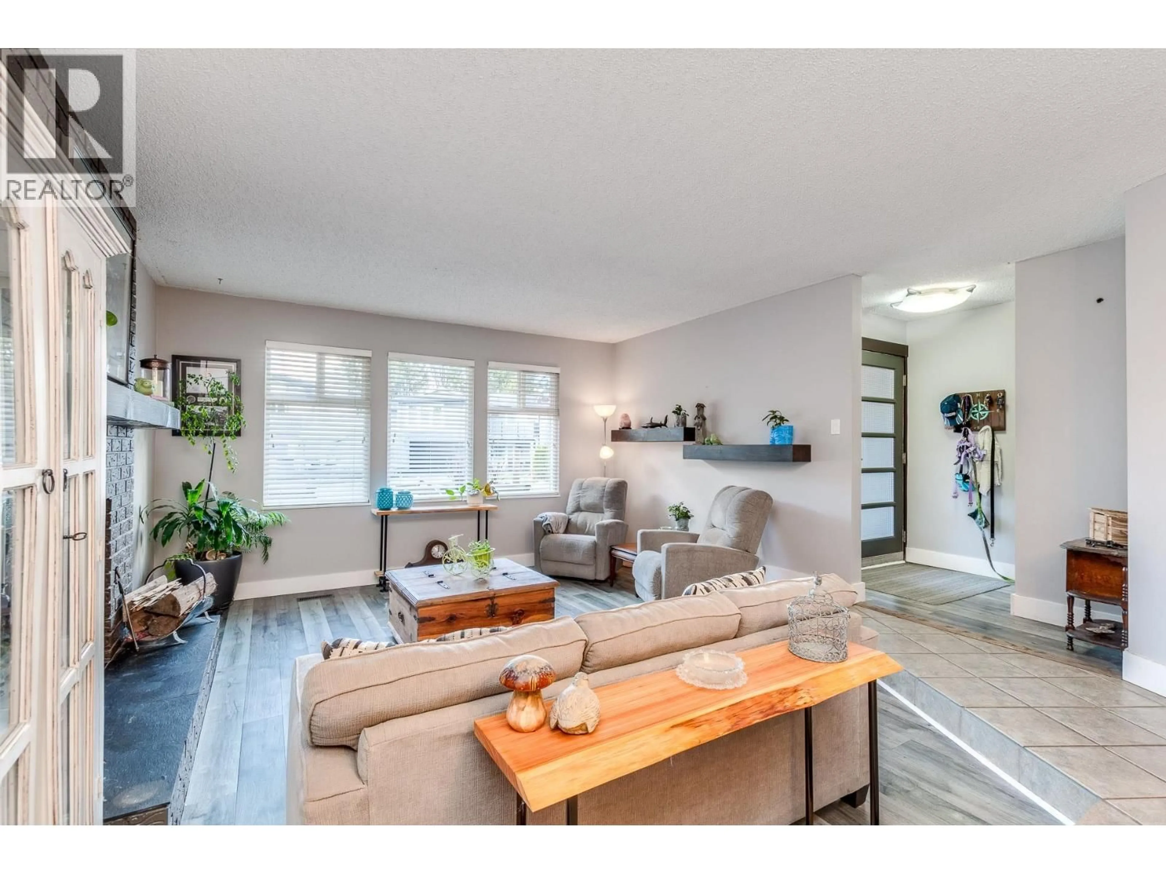 Living room with furniture, unknown for 11708 FURUKAWA PLACE, Maple Ridge British Columbia V2X8T6