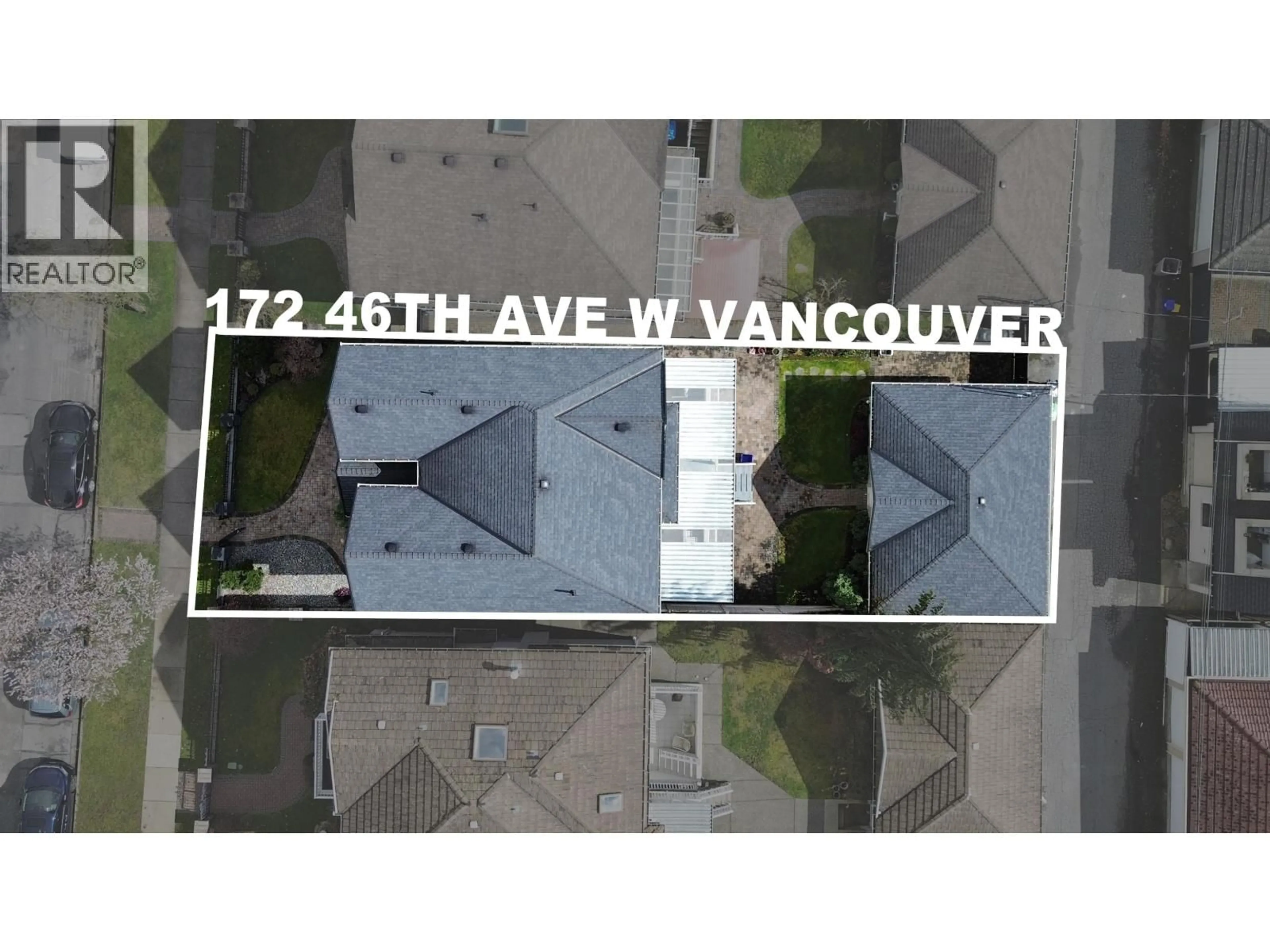 A pic from outside/outdoor area/front of a property/back of a property/a pic from drone, unknown for 172 46TH AVENUE, Vancouver British Columbia V5Y2W9
